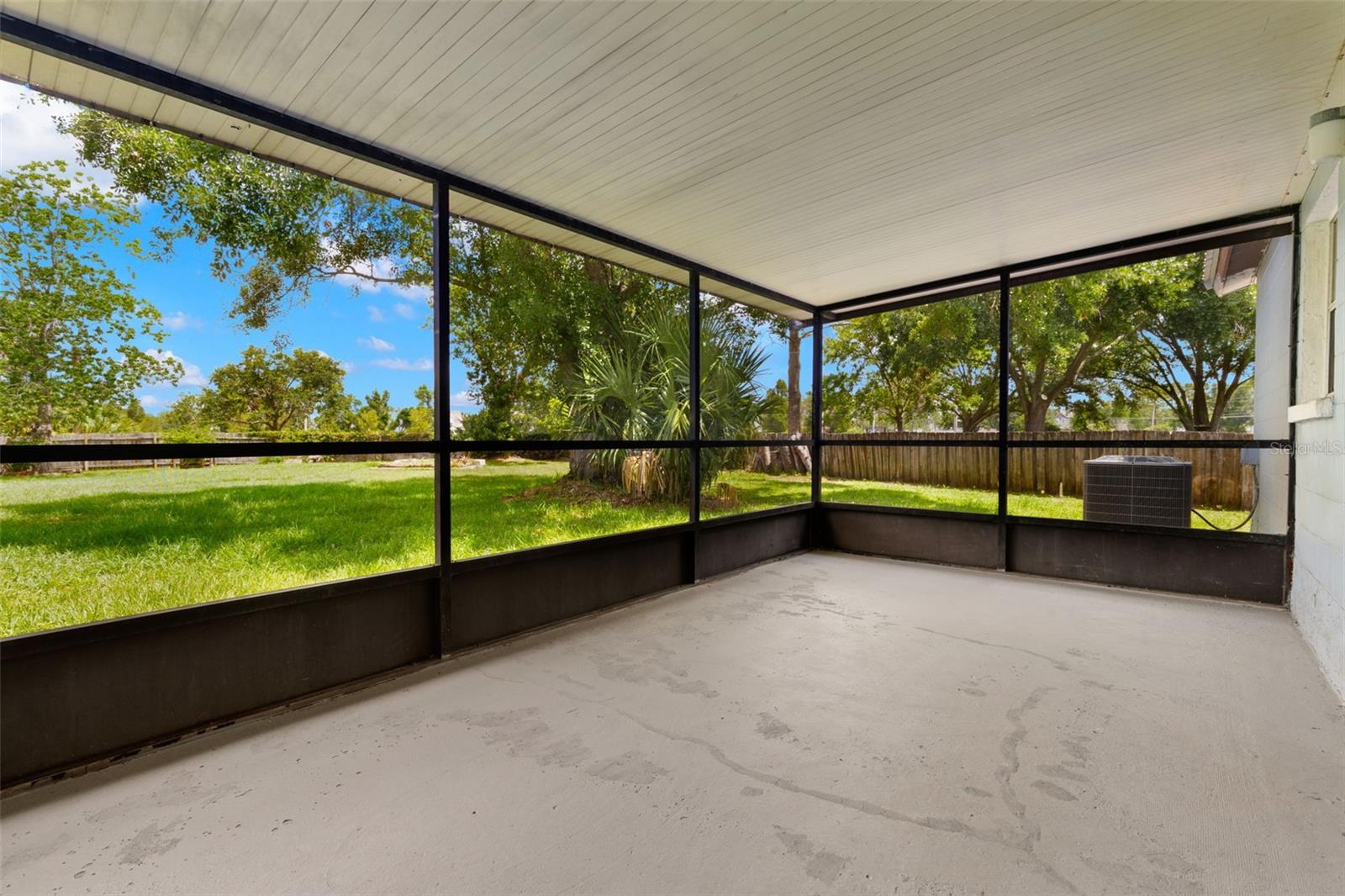 Image 23 of 28 For 1035 Axlewood Circle