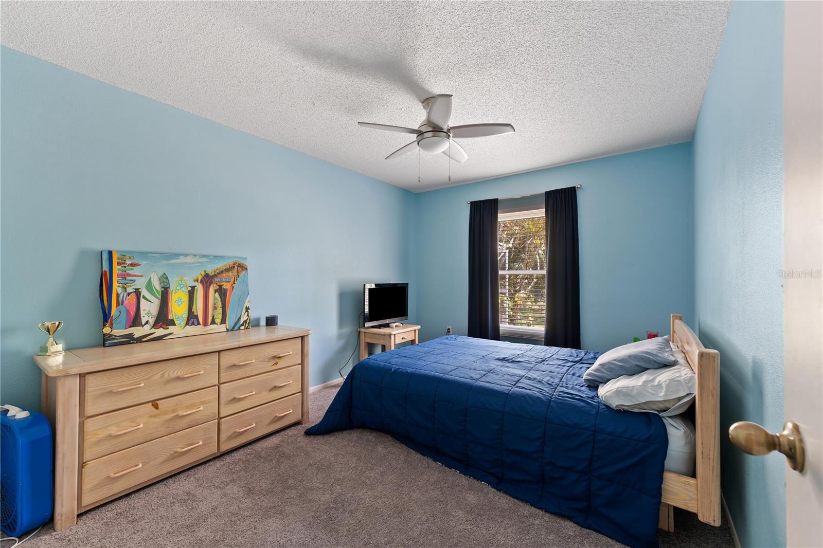 Image 11 of 25 For 712 68th Avenue W