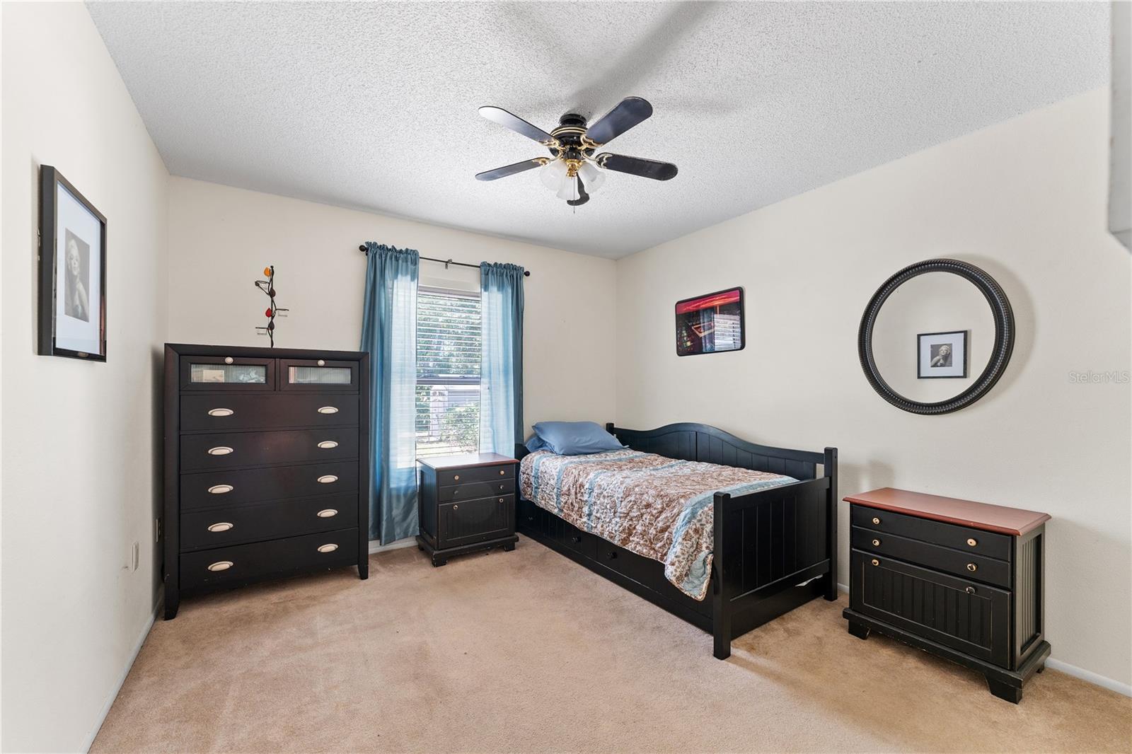 Image 13 of 25 For 712 68th Avenue W