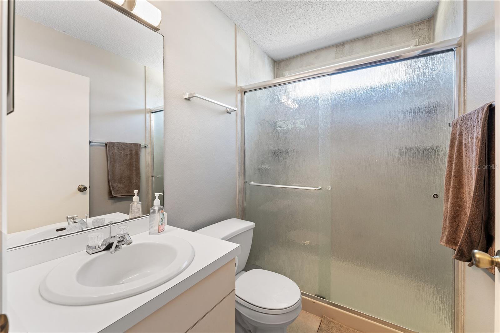 Image 15 of 25 For 712 68th Avenue W