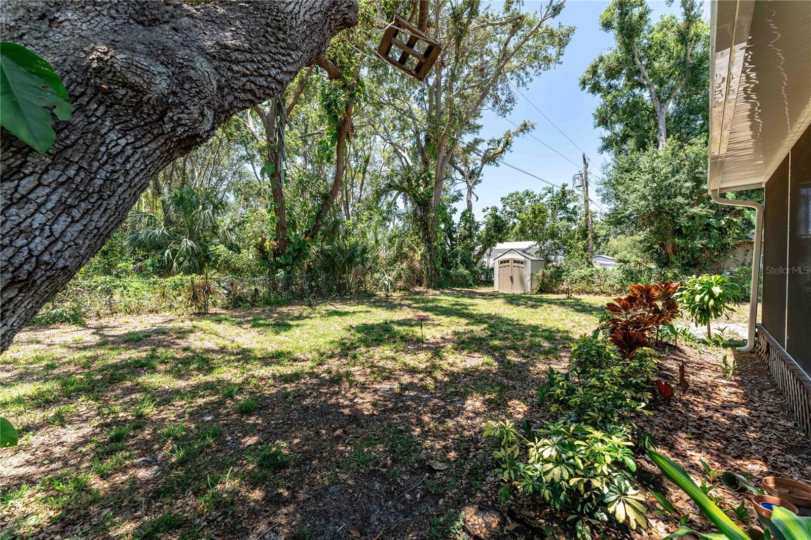 Image 21 of 25 For 712 68th Avenue W