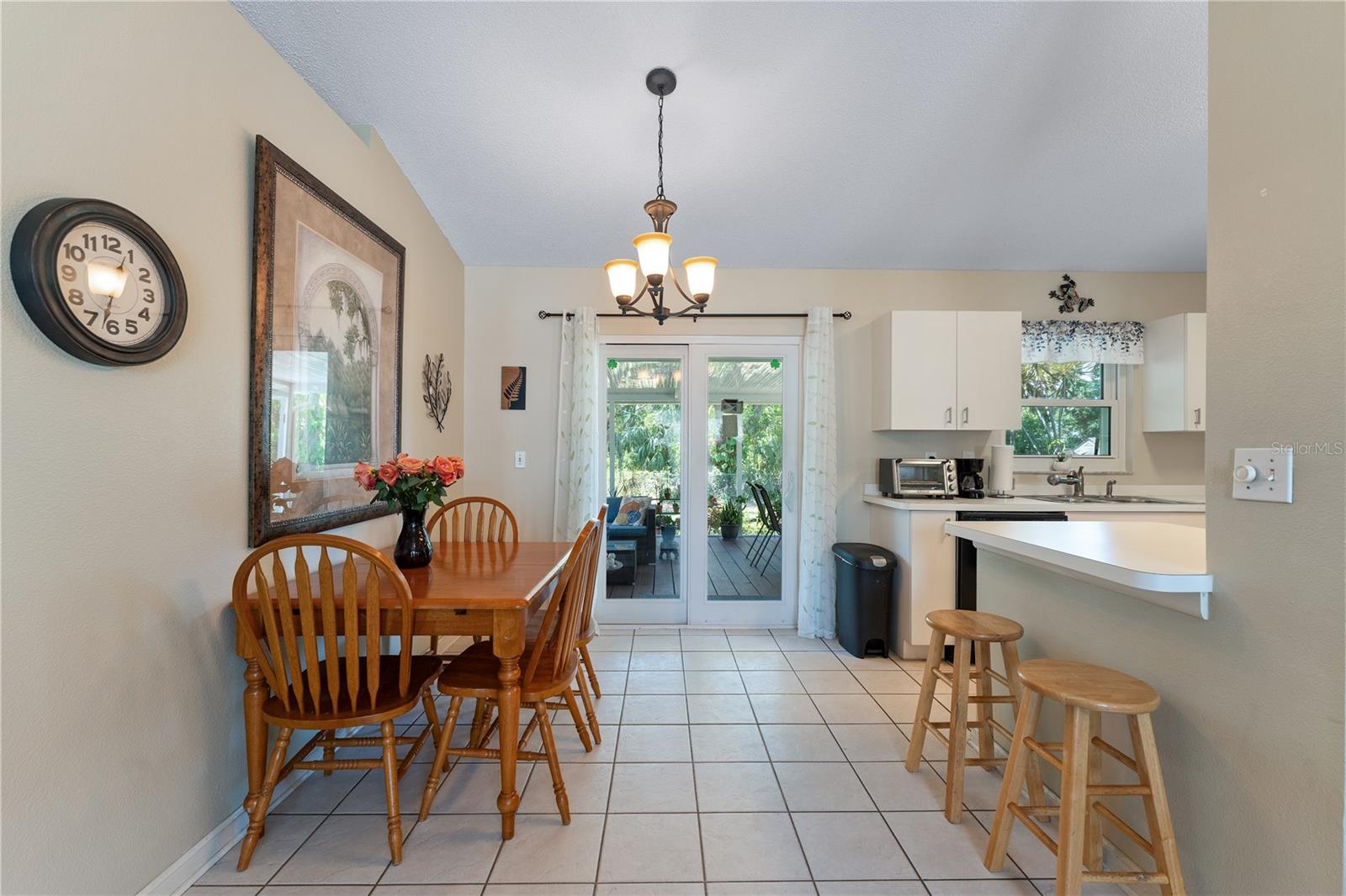 Image 4 of 25 For 712 68th Avenue W