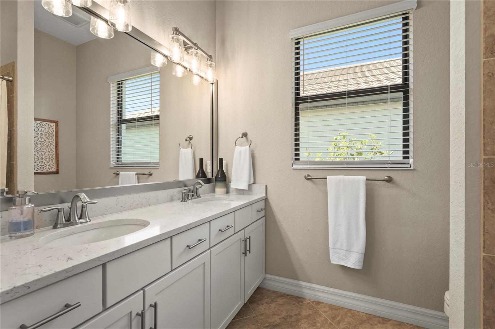 Image 21 of 29 For 7036 Whittlebury Trail