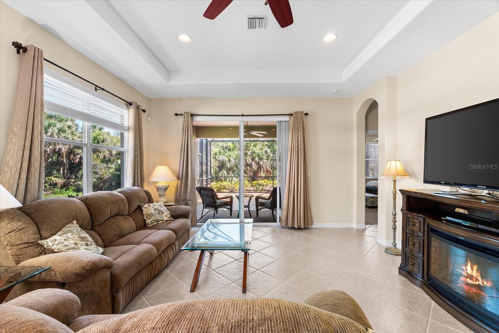 Image 7 of 50 For 138 Tiziano Way