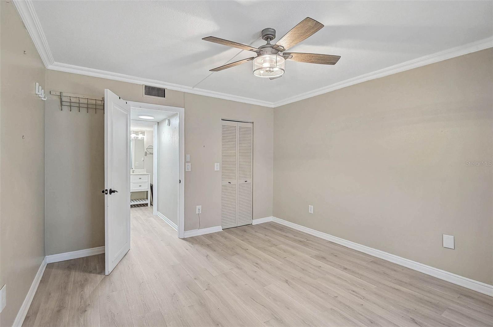 Image 13 of 21 For 7211 Cloister Drive 101