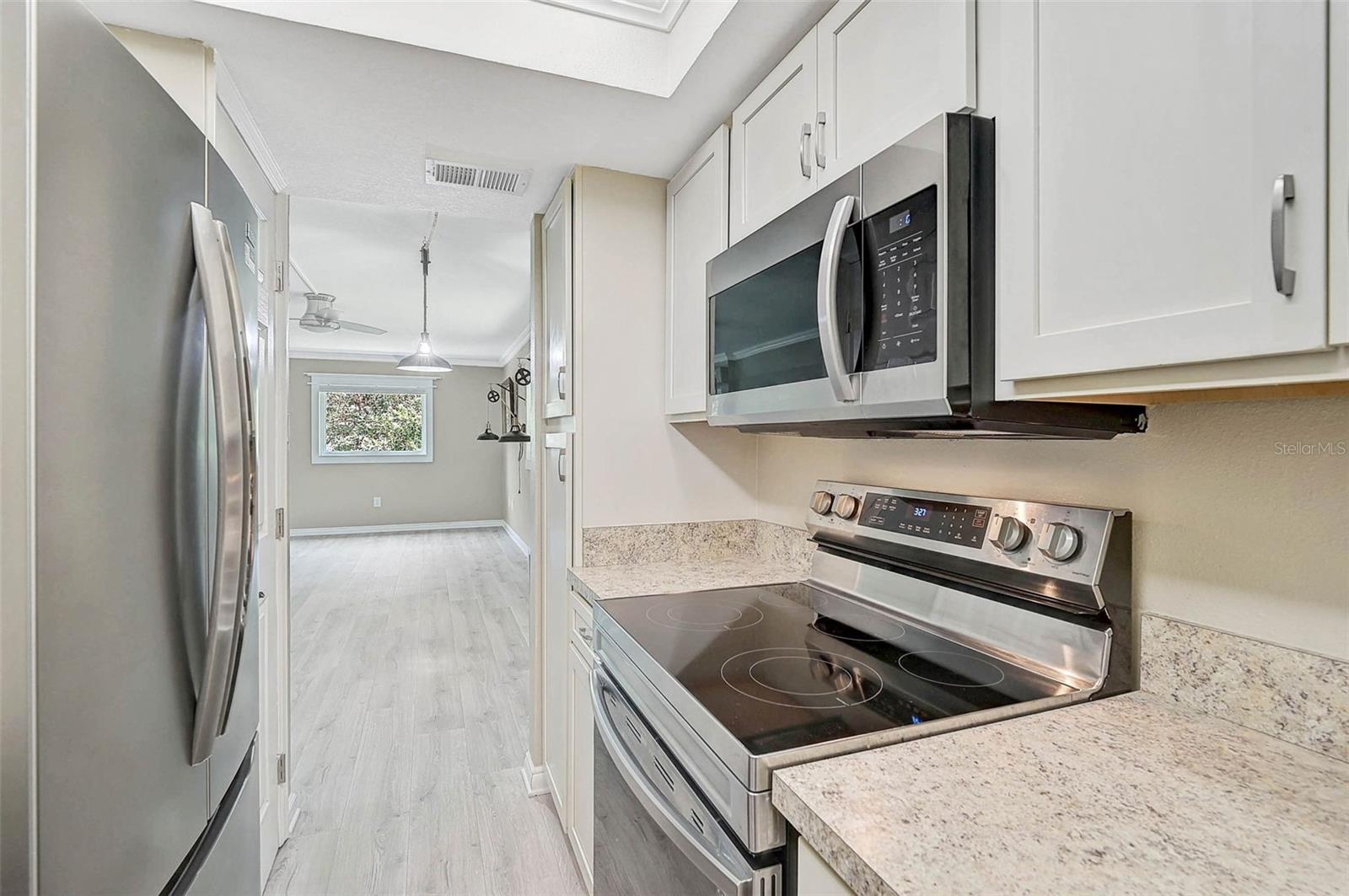 Image 7 of 21 For 7211 Cloister Drive 101