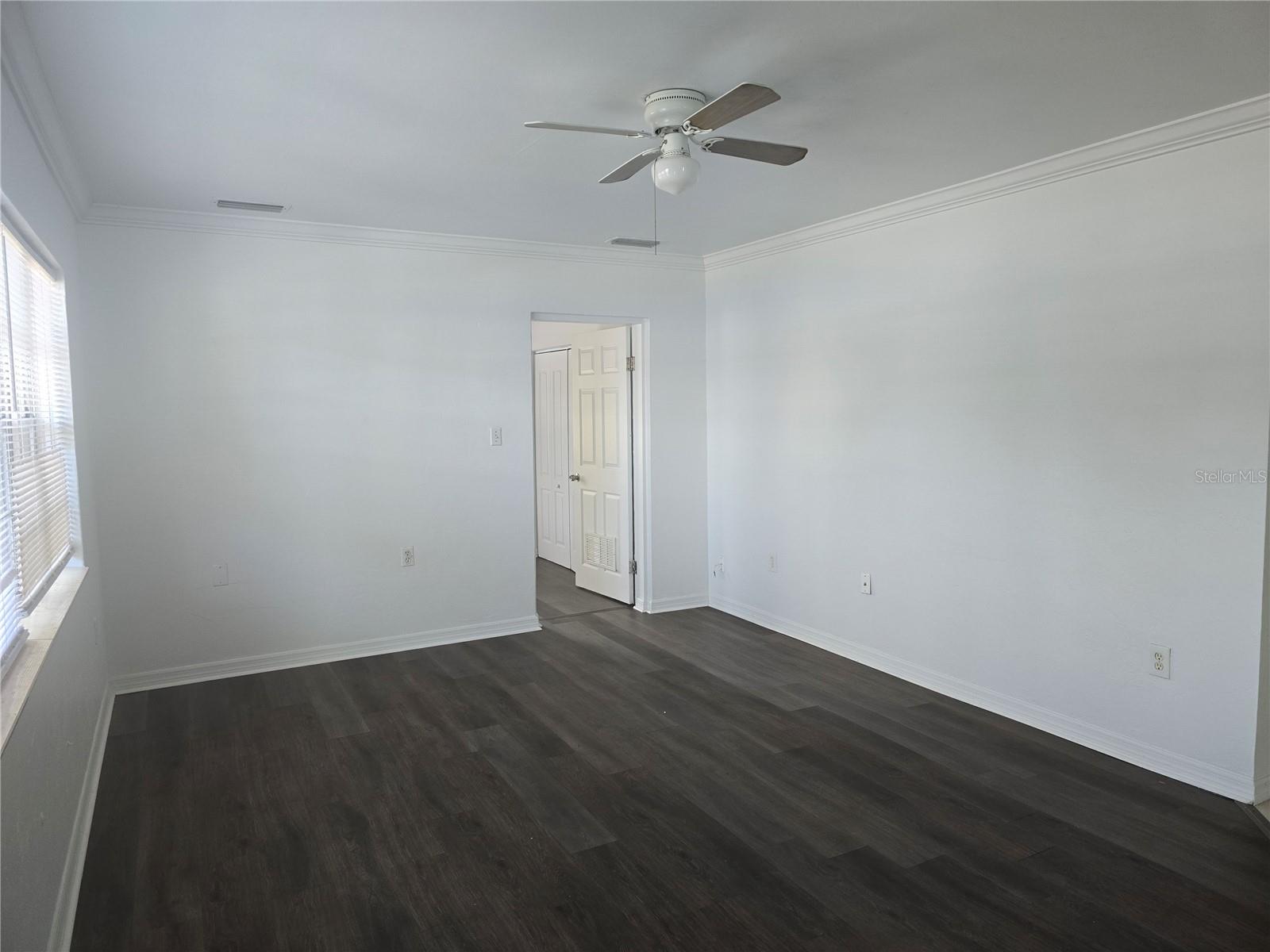 Image 2 of 13 For 926 46th Street