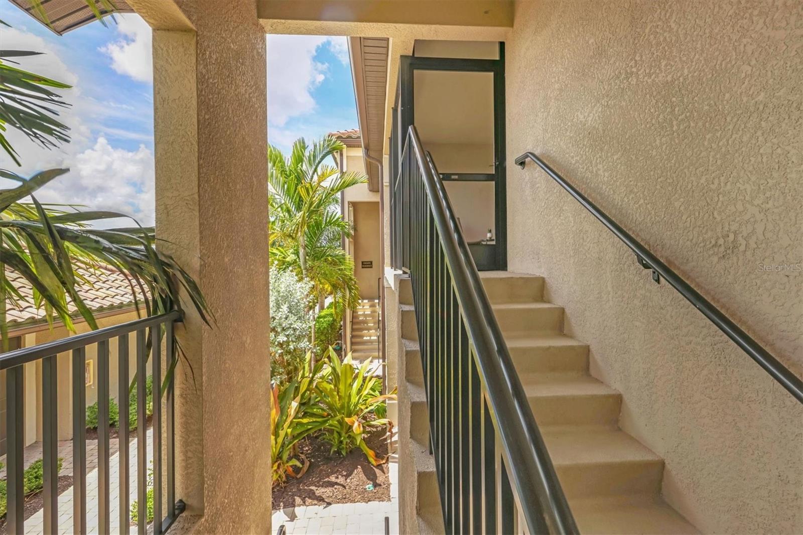 Image 9 of 70 For 5720 Palmer Circle 205