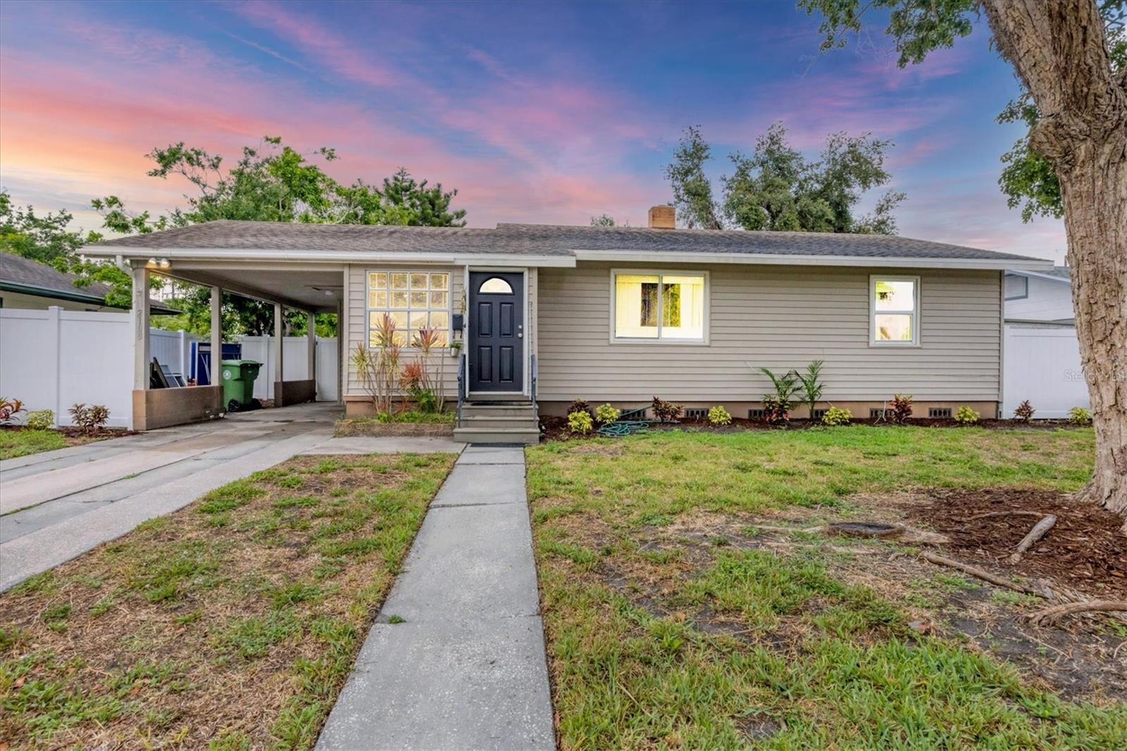Details for 2105 19th Street W, BRADENTON, FL 34205