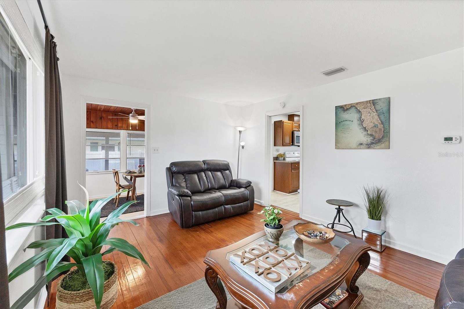 Image 12 of 51 For 2105 19th Street W