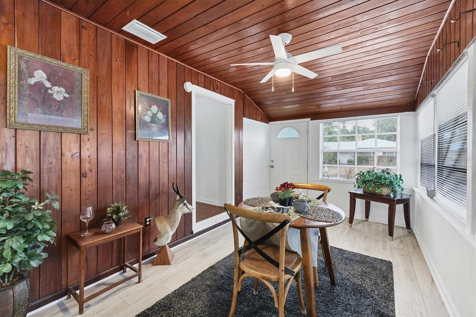 Image 5 of 51 For 2105 19th Street W