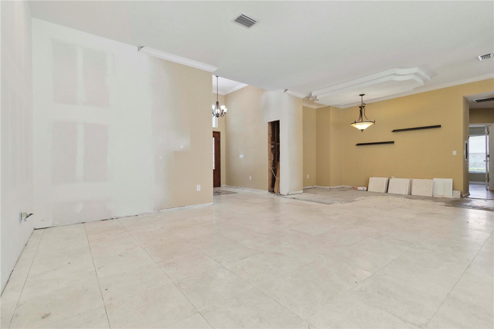 Image 12 of 53 For 5240 Silver Charm Terrace