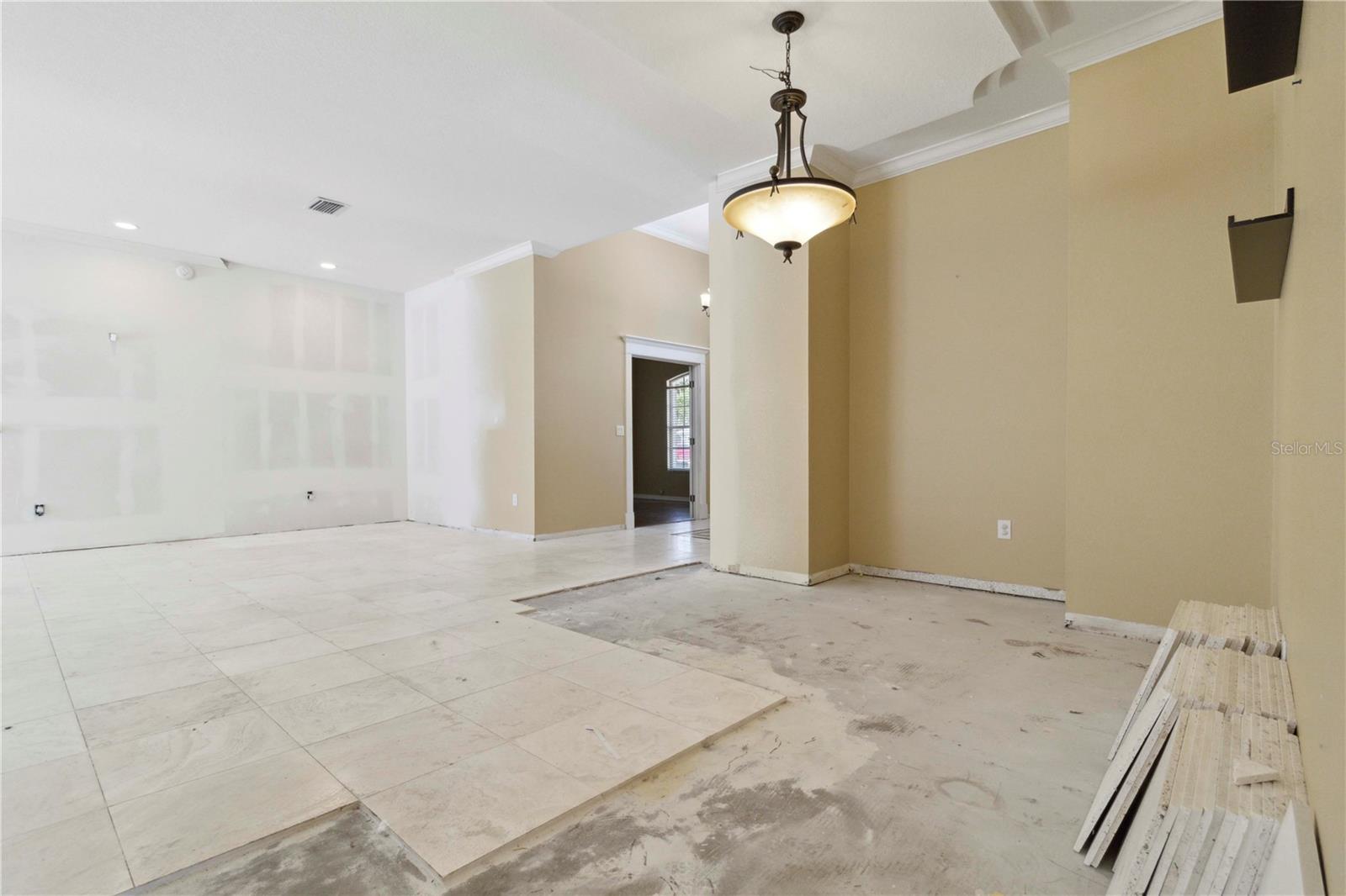 Image 13 of 53 For 5240 Silver Charm Terrace