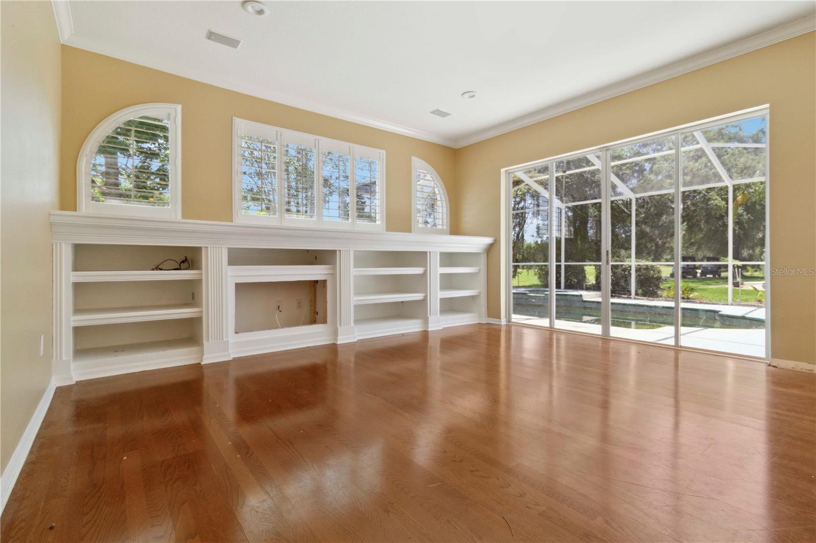 Image 17 of 53 For 5240 Silver Charm Terrace