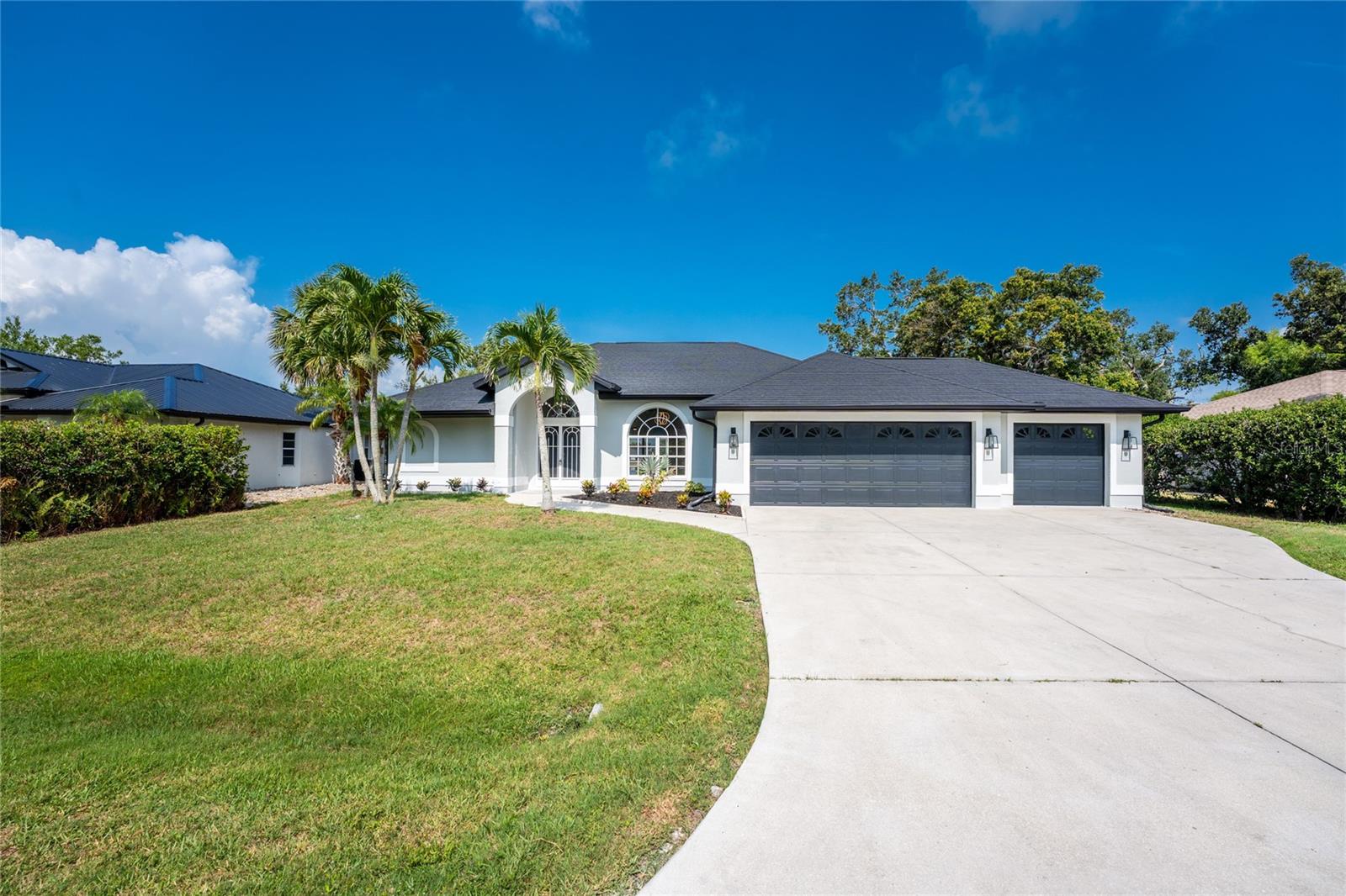 Image 4 of 88 For 10055 Franklin Drive
