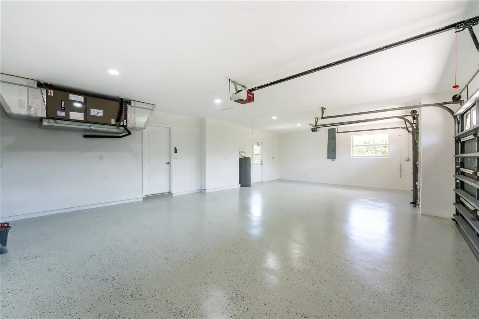 Image 63 of 88 For 10055 Franklin Drive