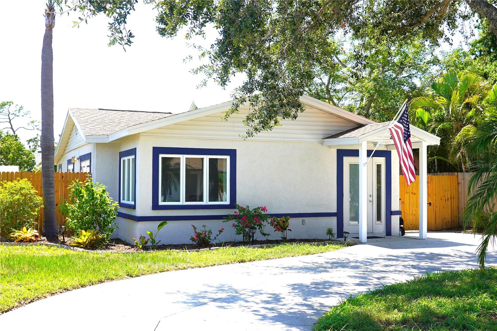 Details for 204 36th Street W, BRADENTON, FL 34205