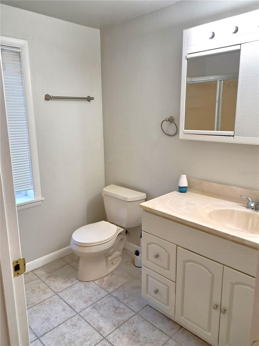 Image 13 of 23 For 204 36th Street W