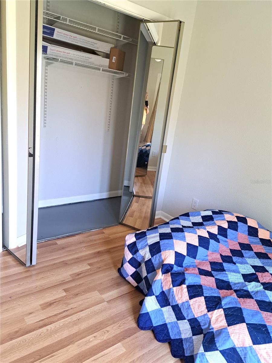 Image 18 of 23 For 204 36th Street W