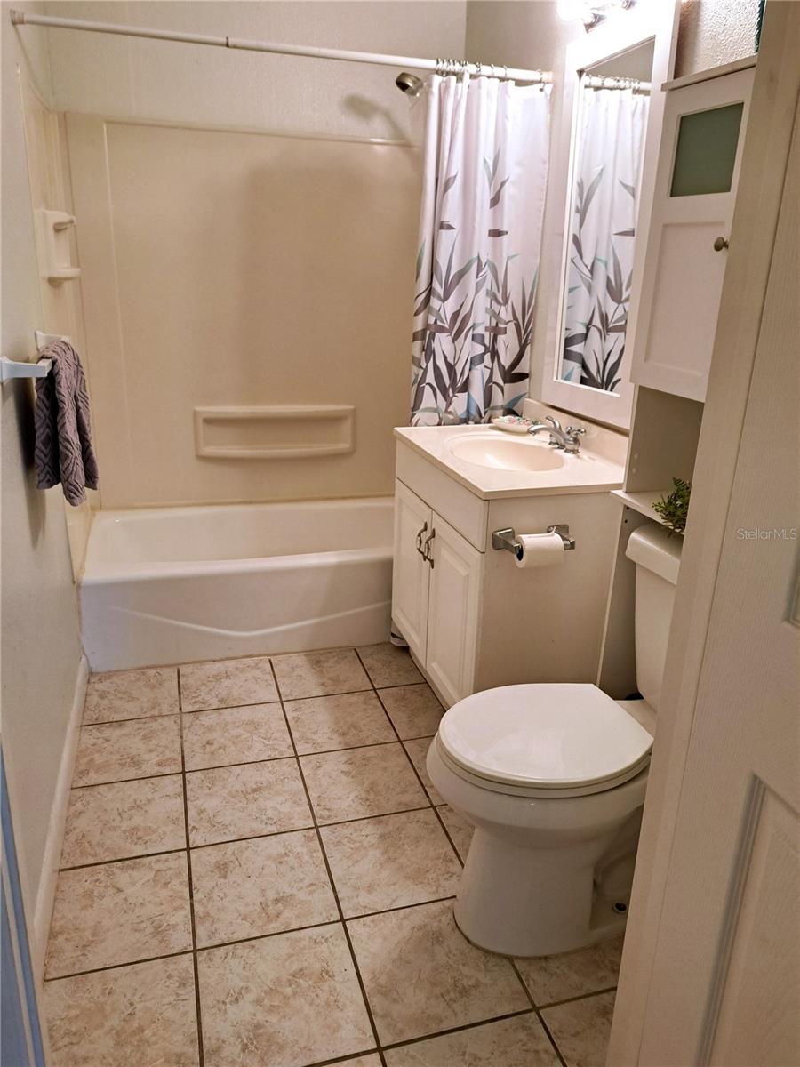 Image 19 of 23 For 204 36th Street W