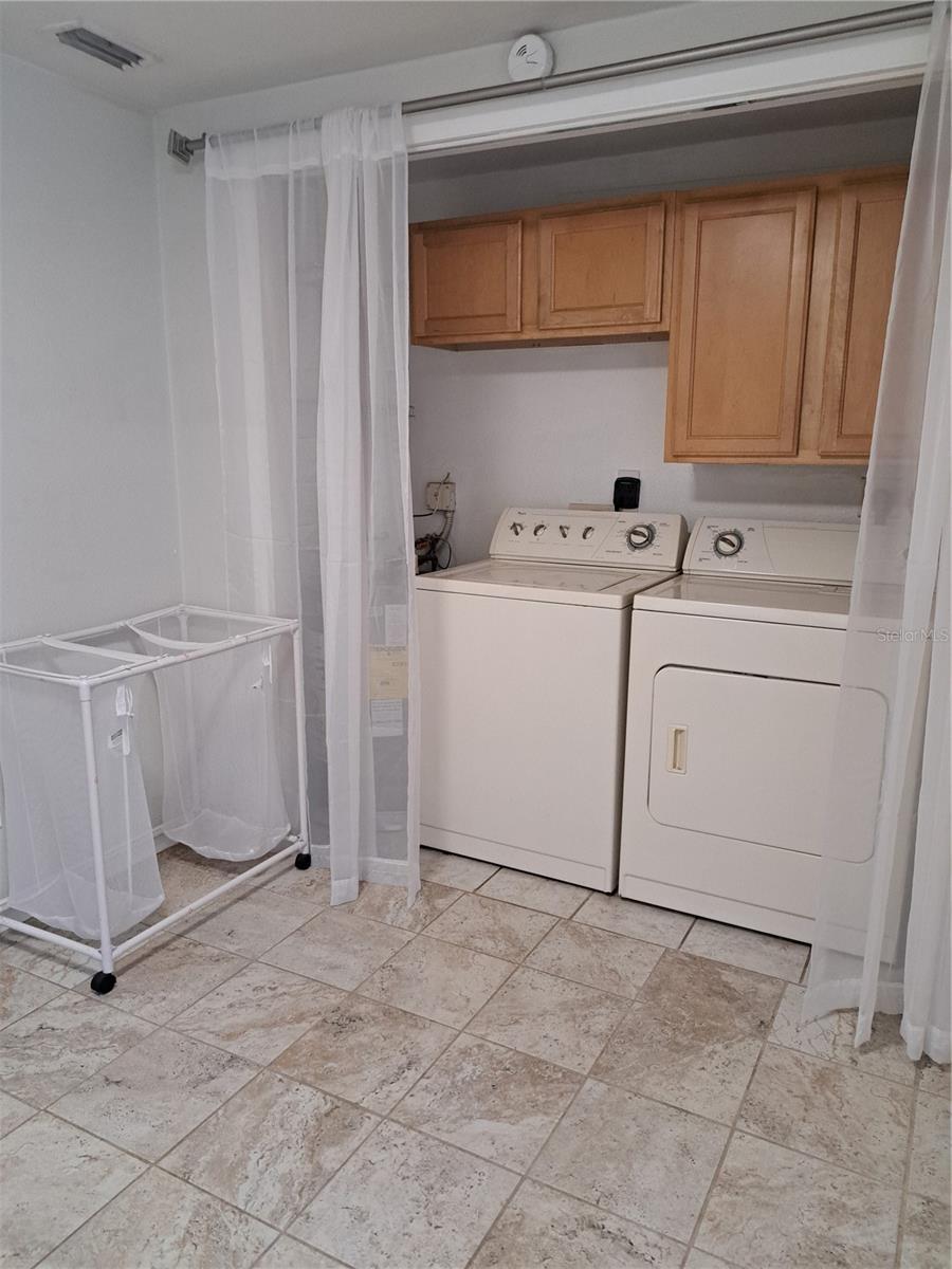 Image 21 of 23 For 204 36th Street W