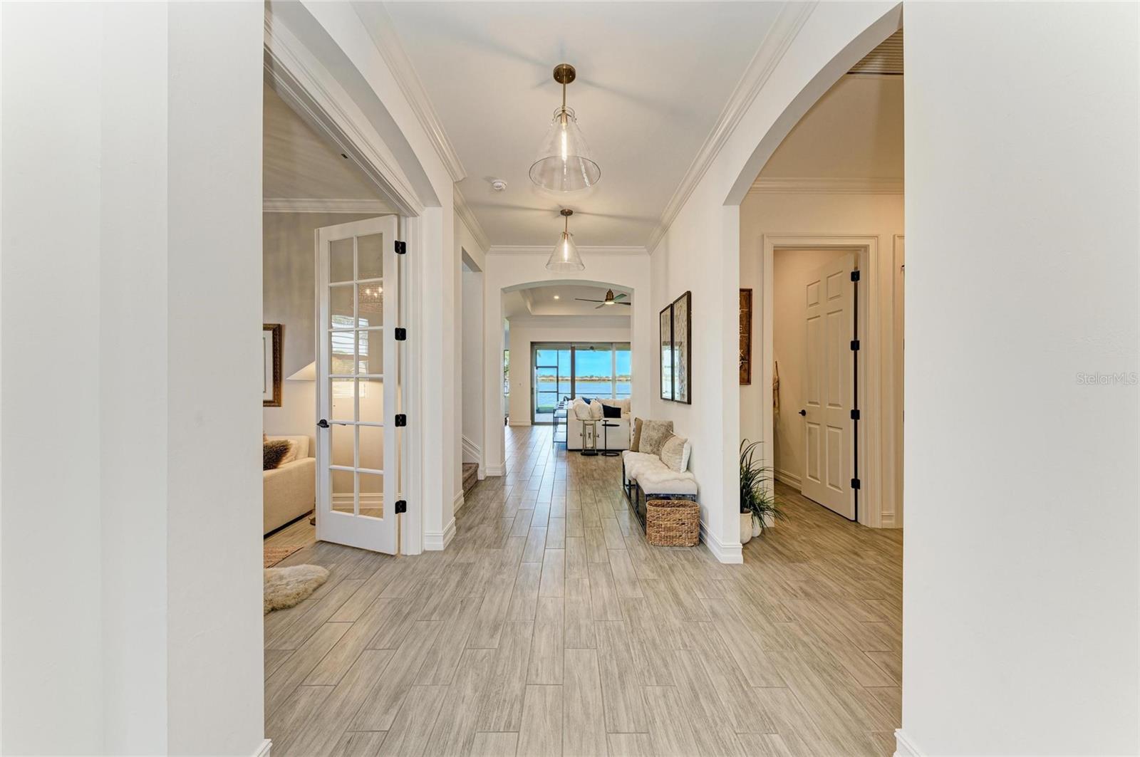 Image 12 of 99 For 501 Maraviya Boulevard