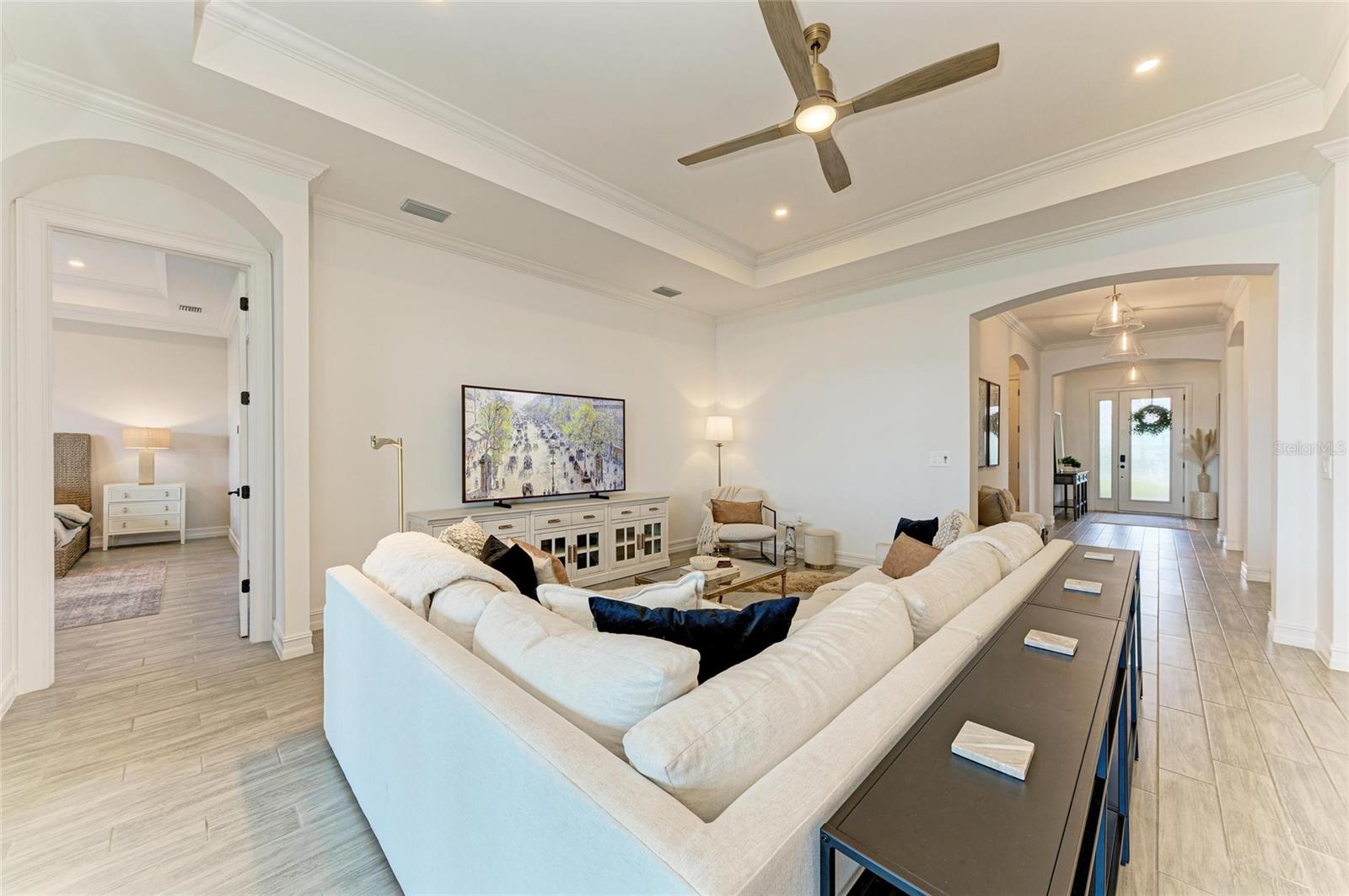Image 14 of 99 For 501 Maraviya Boulevard