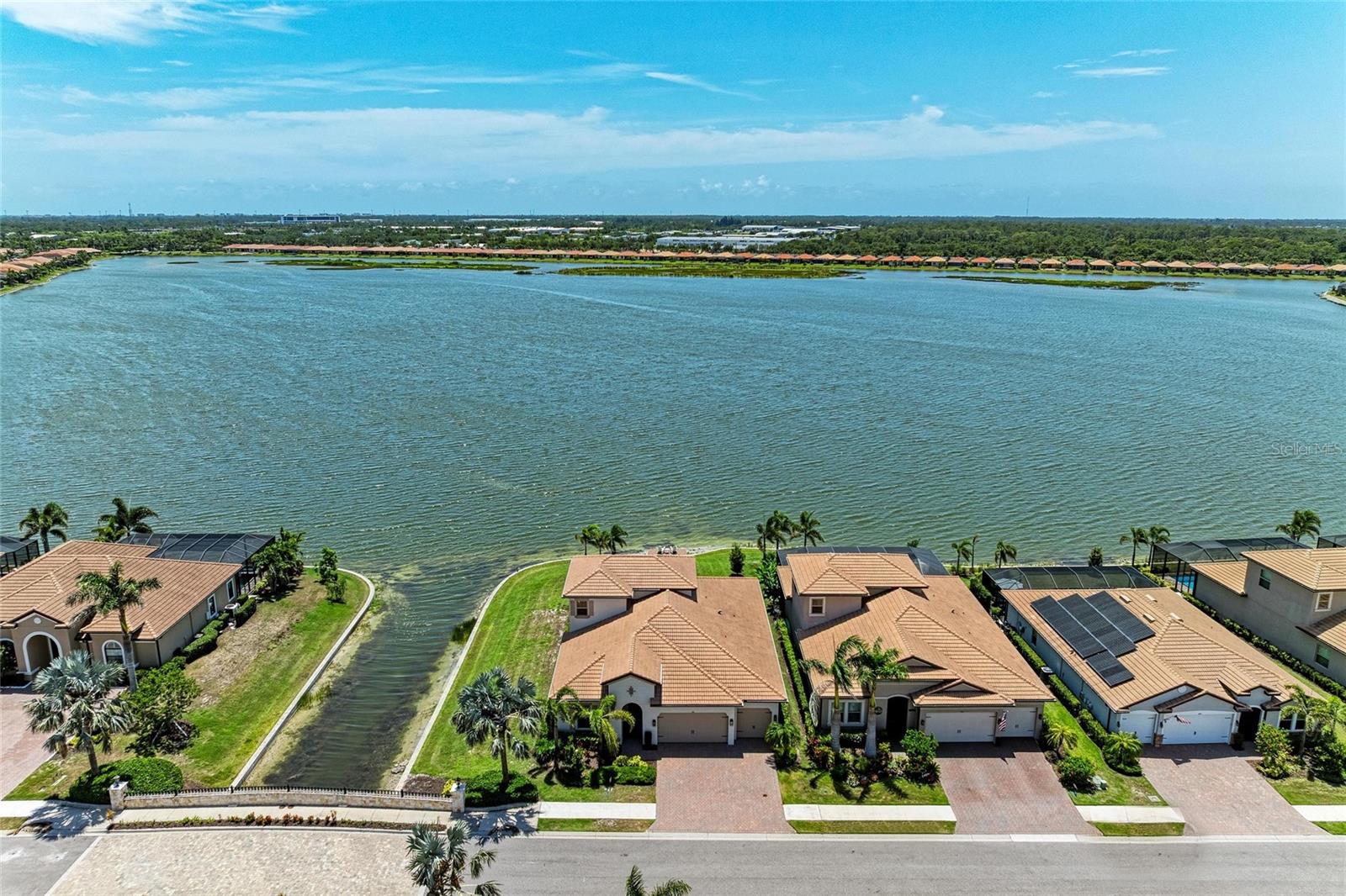 Image 2 of 99 For 501 Maraviya Boulevard