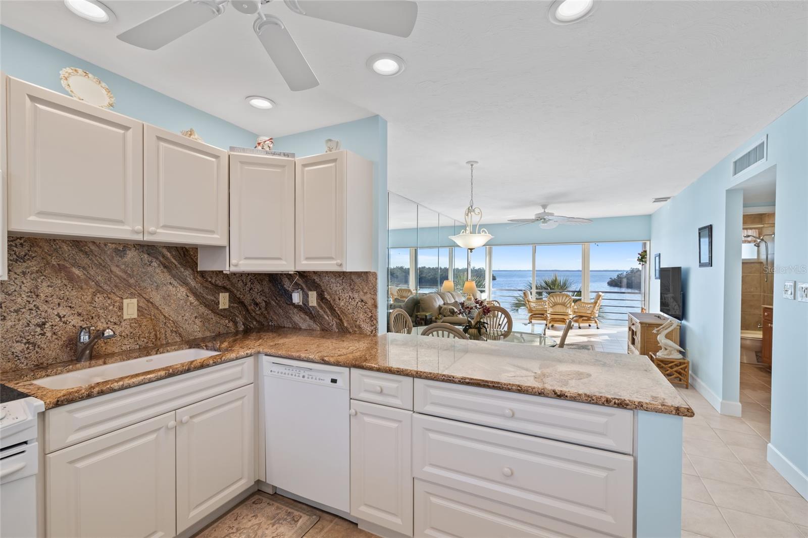 Image 11 of 39 For 4310 Falmouth Drive 307