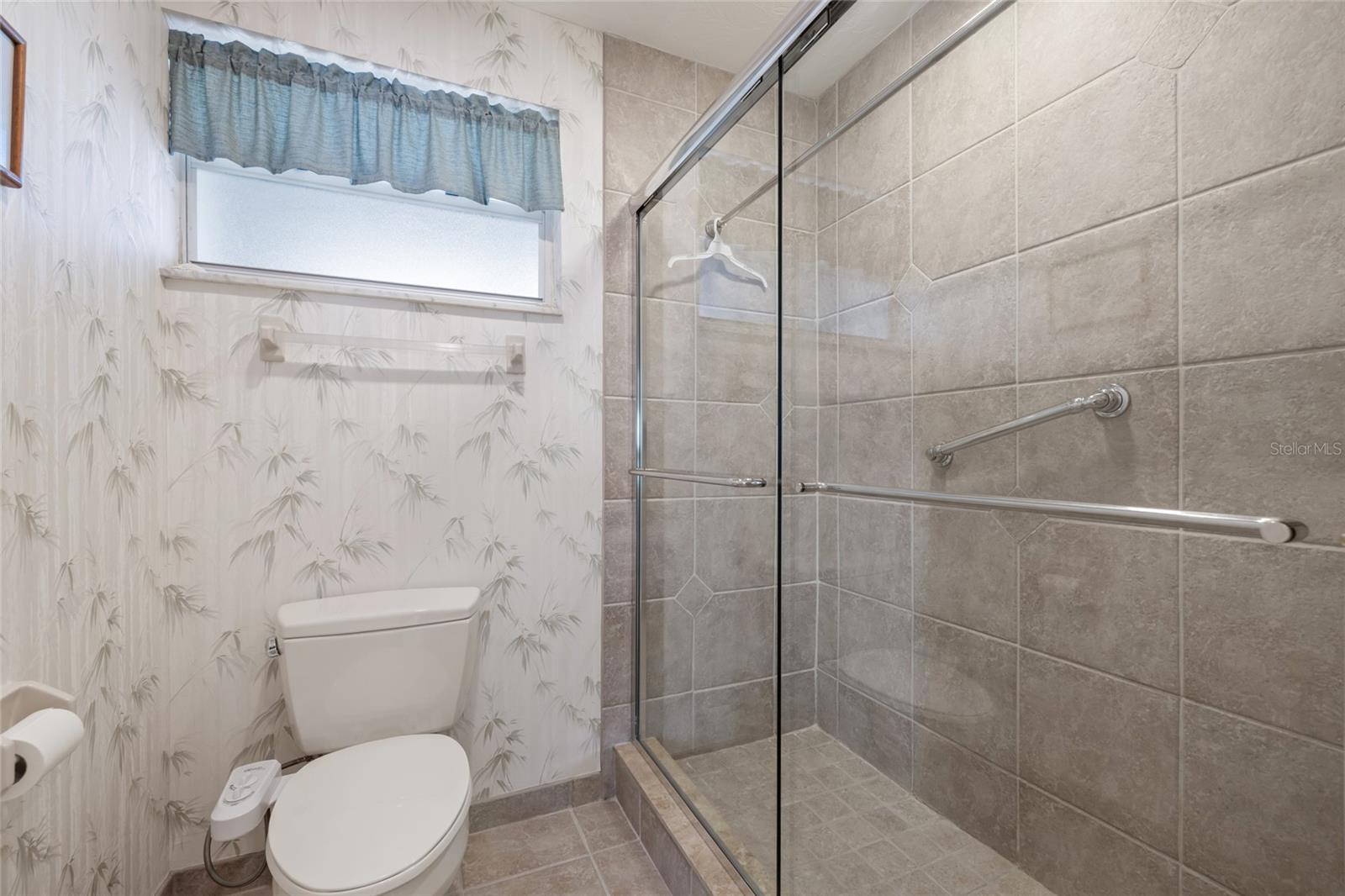 Image 21 of 39 For 4310 Falmouth Drive 307