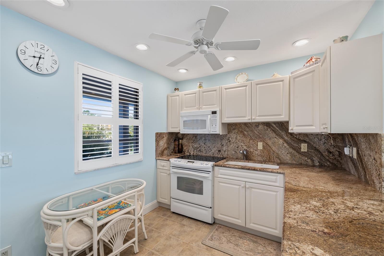 Image 9 of 39 For 4310 Falmouth Drive 307