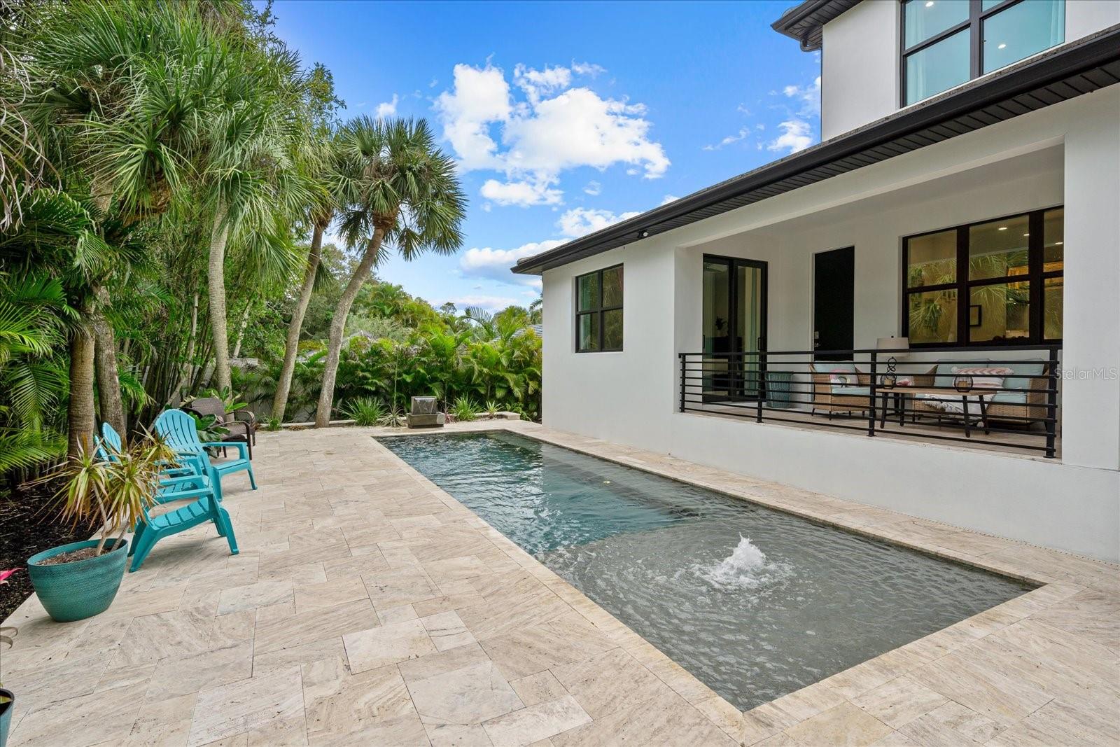 Image 19 of 57 For 577 Venice Lane
