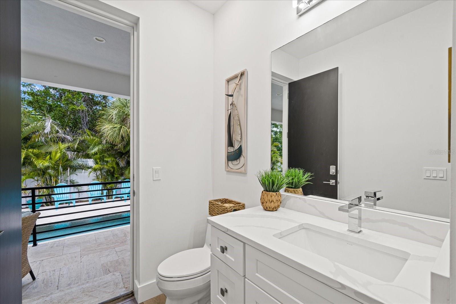 Image 30 of 57 For 577 Venice Lane