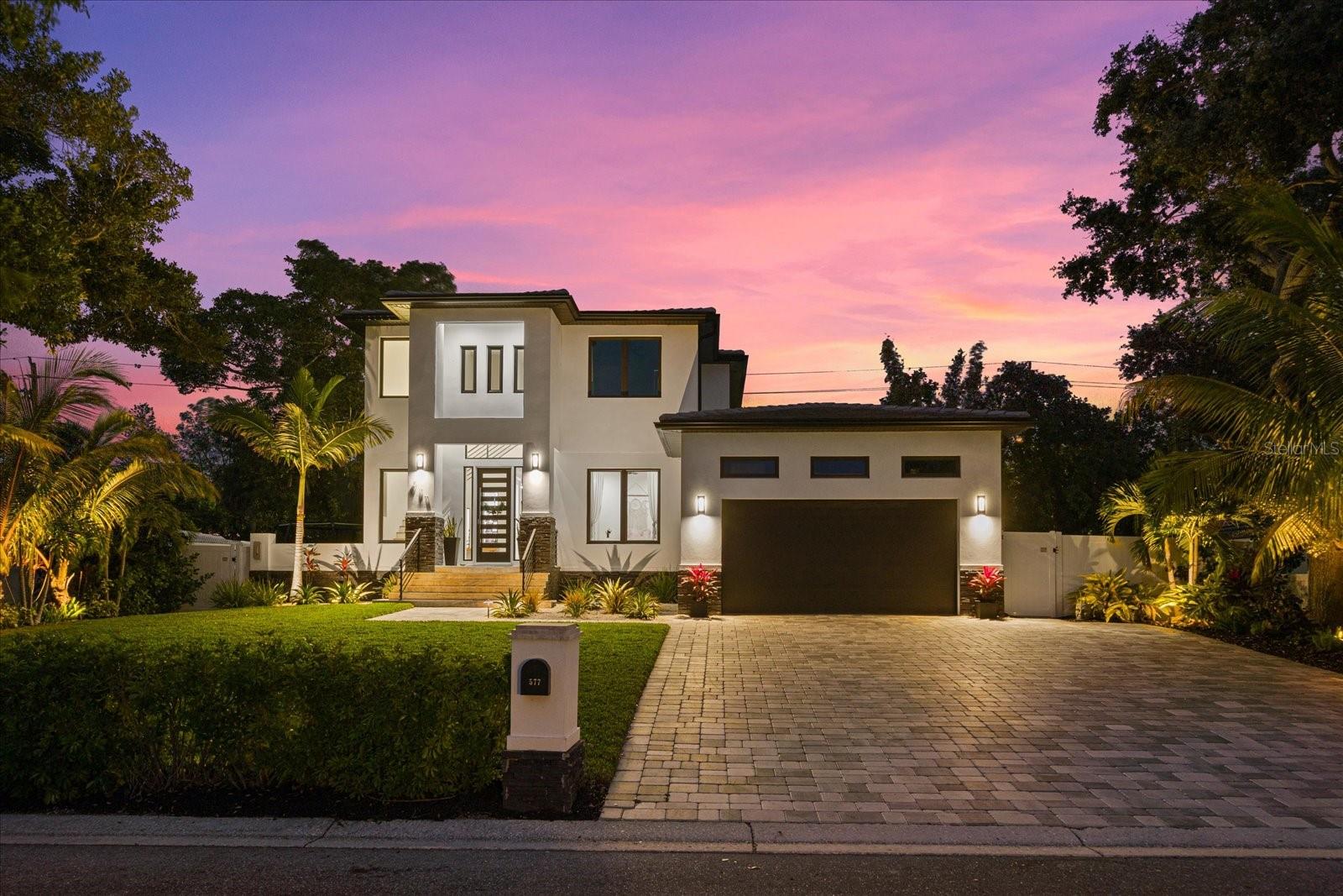 Image 50 of 57 For 577 Venice Lane
