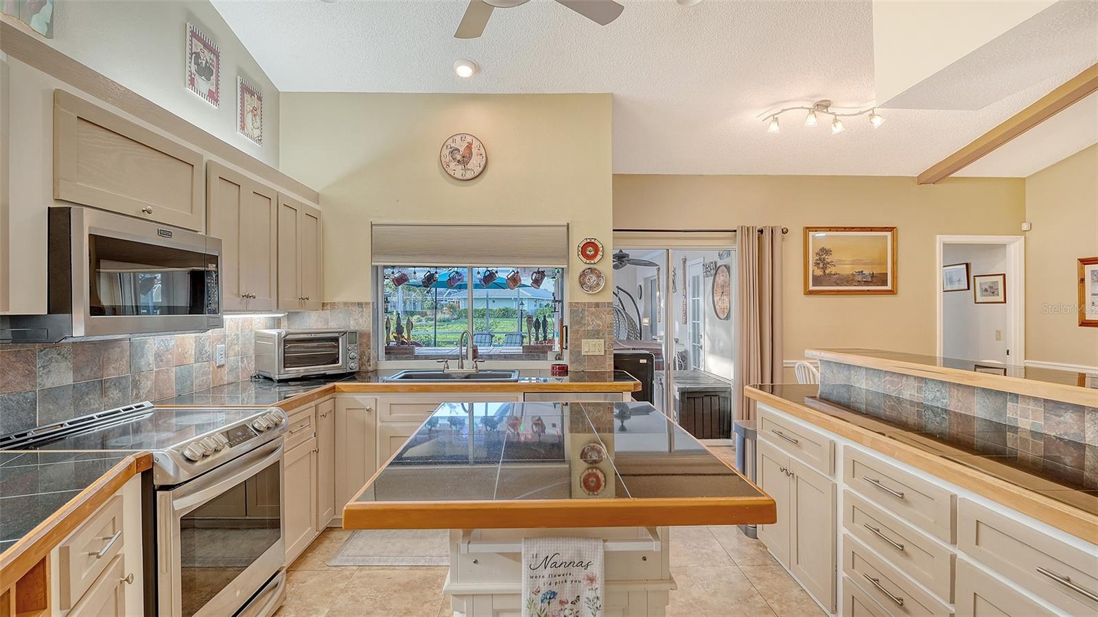 Image 15 of 81 For 387 Eden Drive