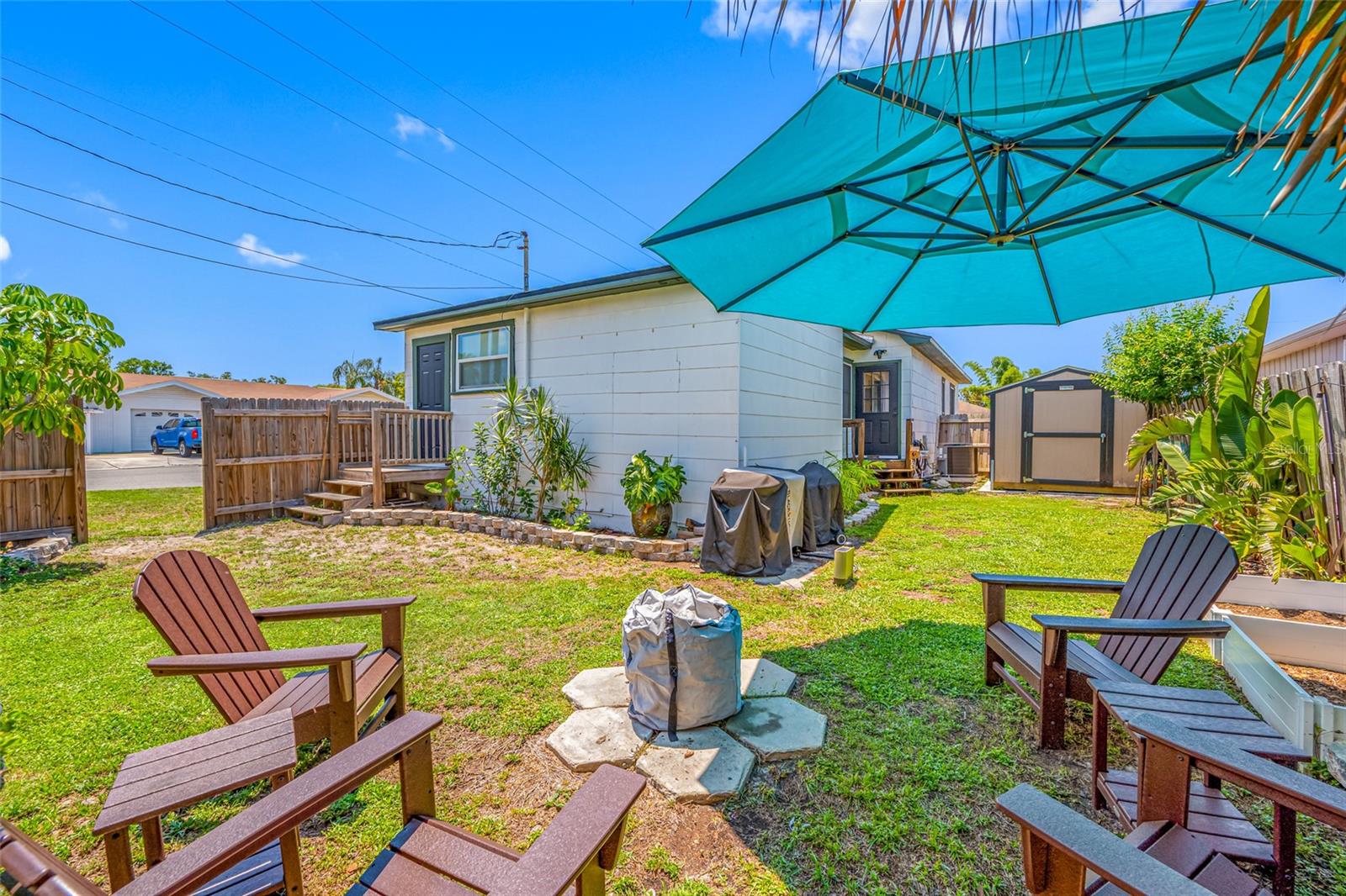 Image 11 of 64 For 440 42nd Street N