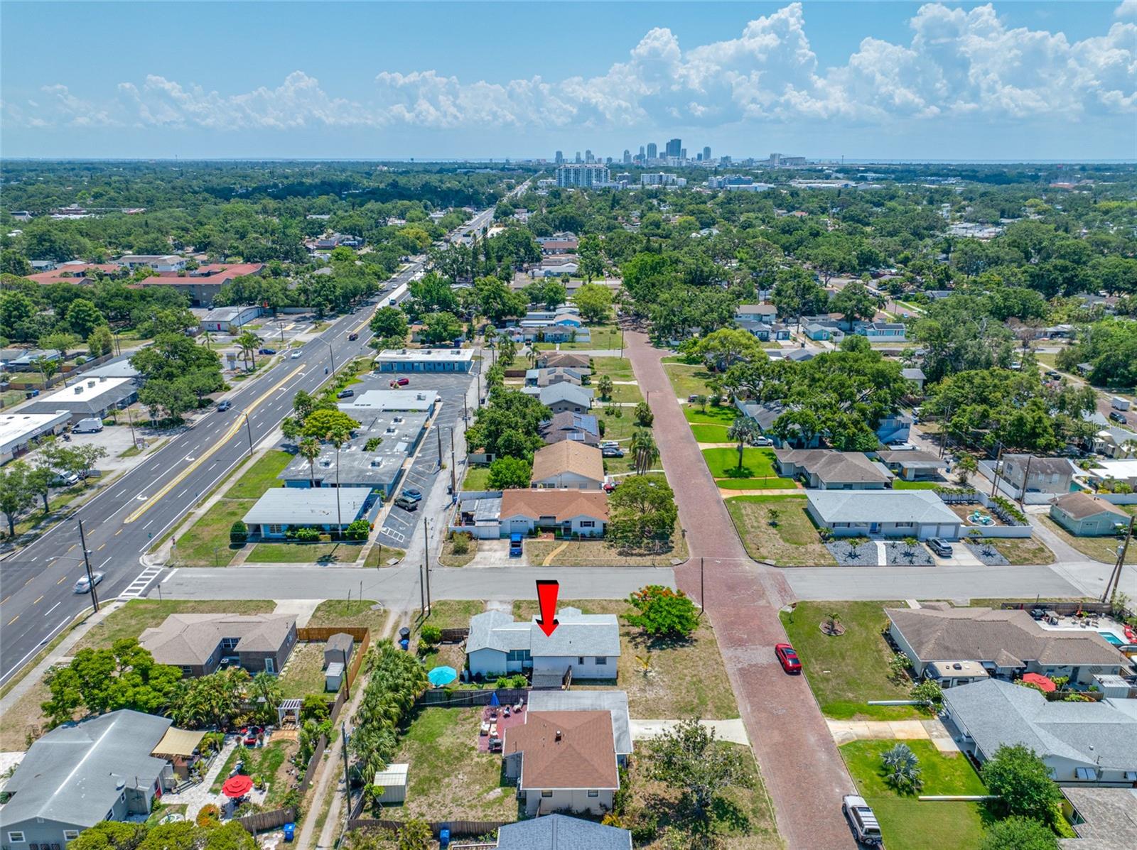 Image 2 of 64 For 440 42nd Street N