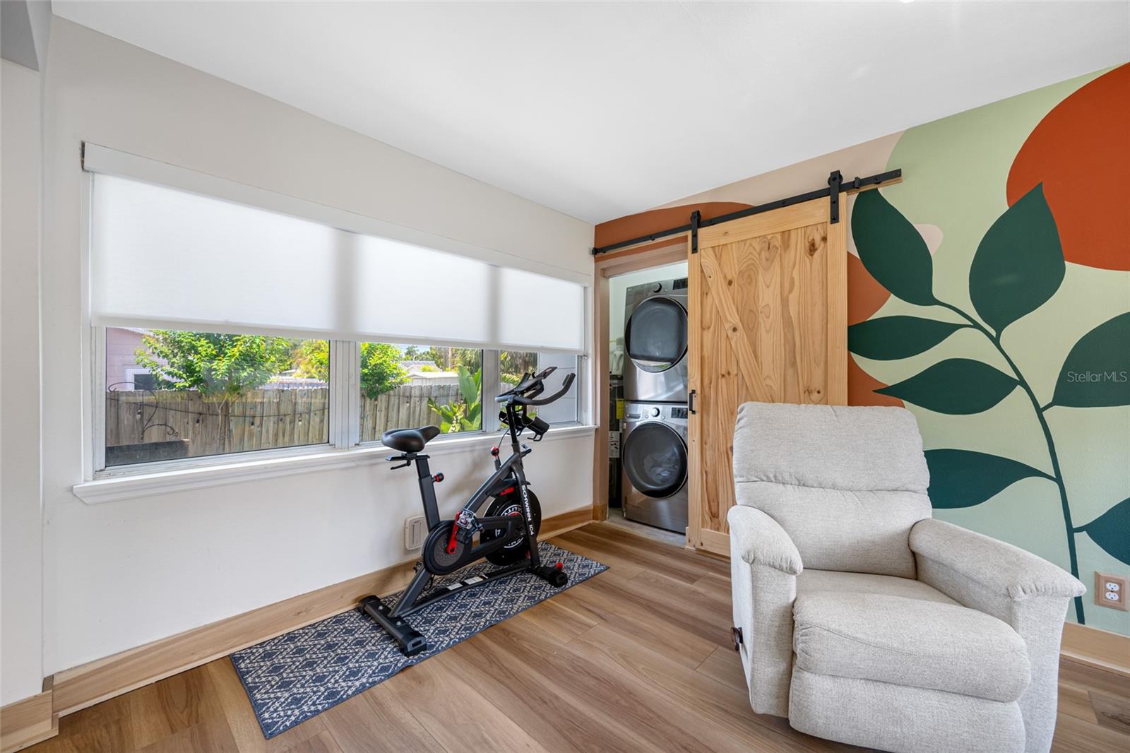 Image 27 of 64 For 440 42nd Street N
