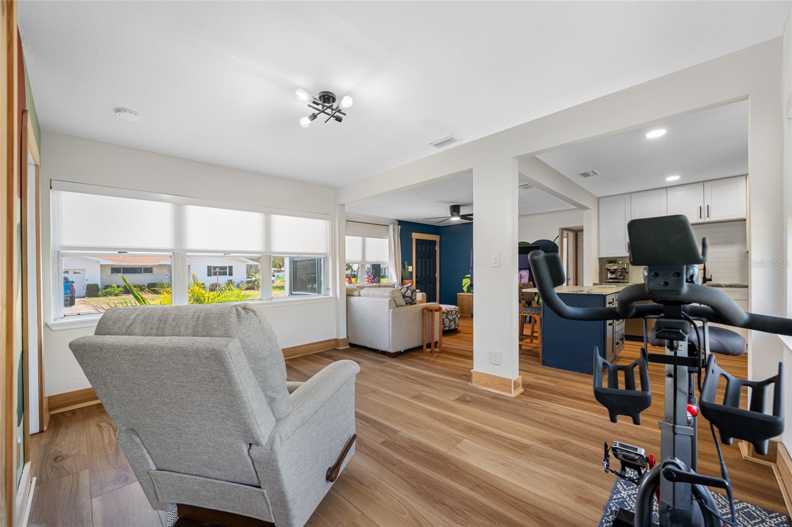 Image 29 of 64 For 440 42nd Street N
