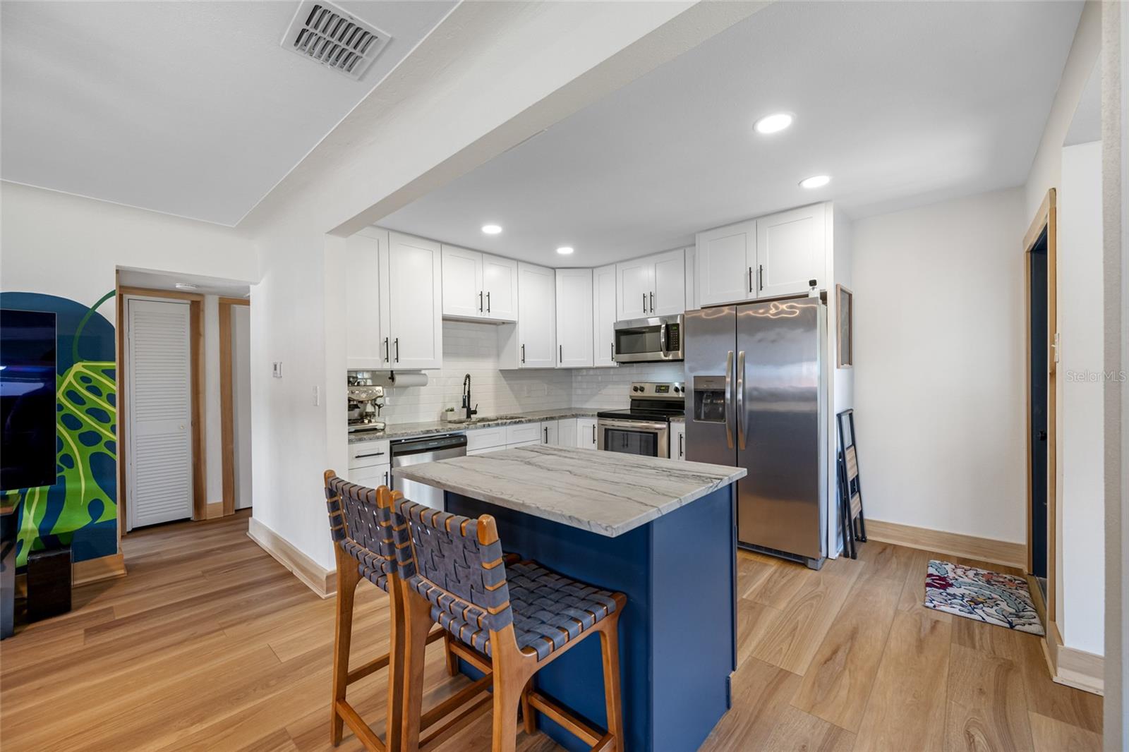Image 31 of 64 For 440 42nd Street N