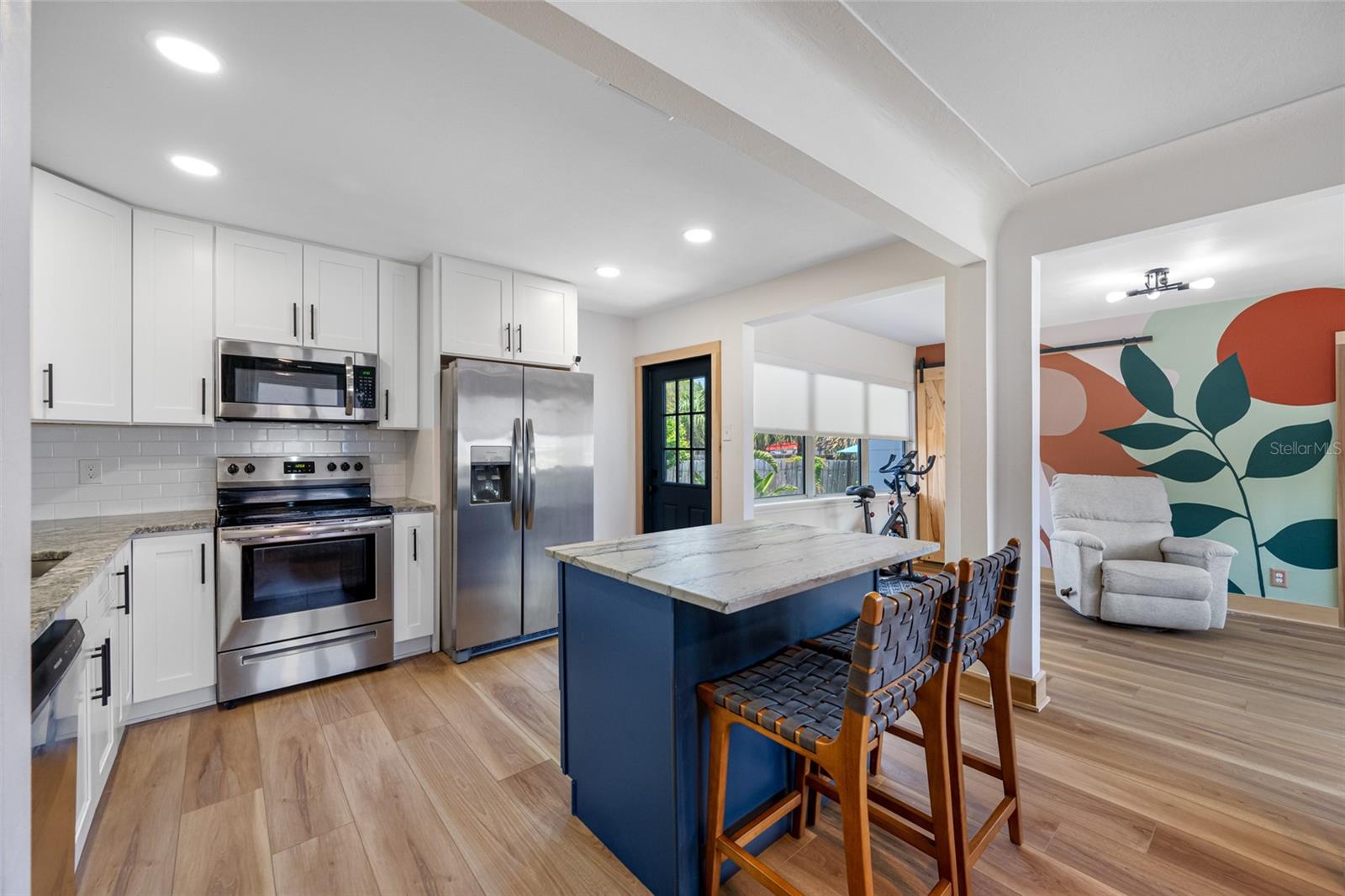 Image 32 of 64 For 440 42nd Street N
