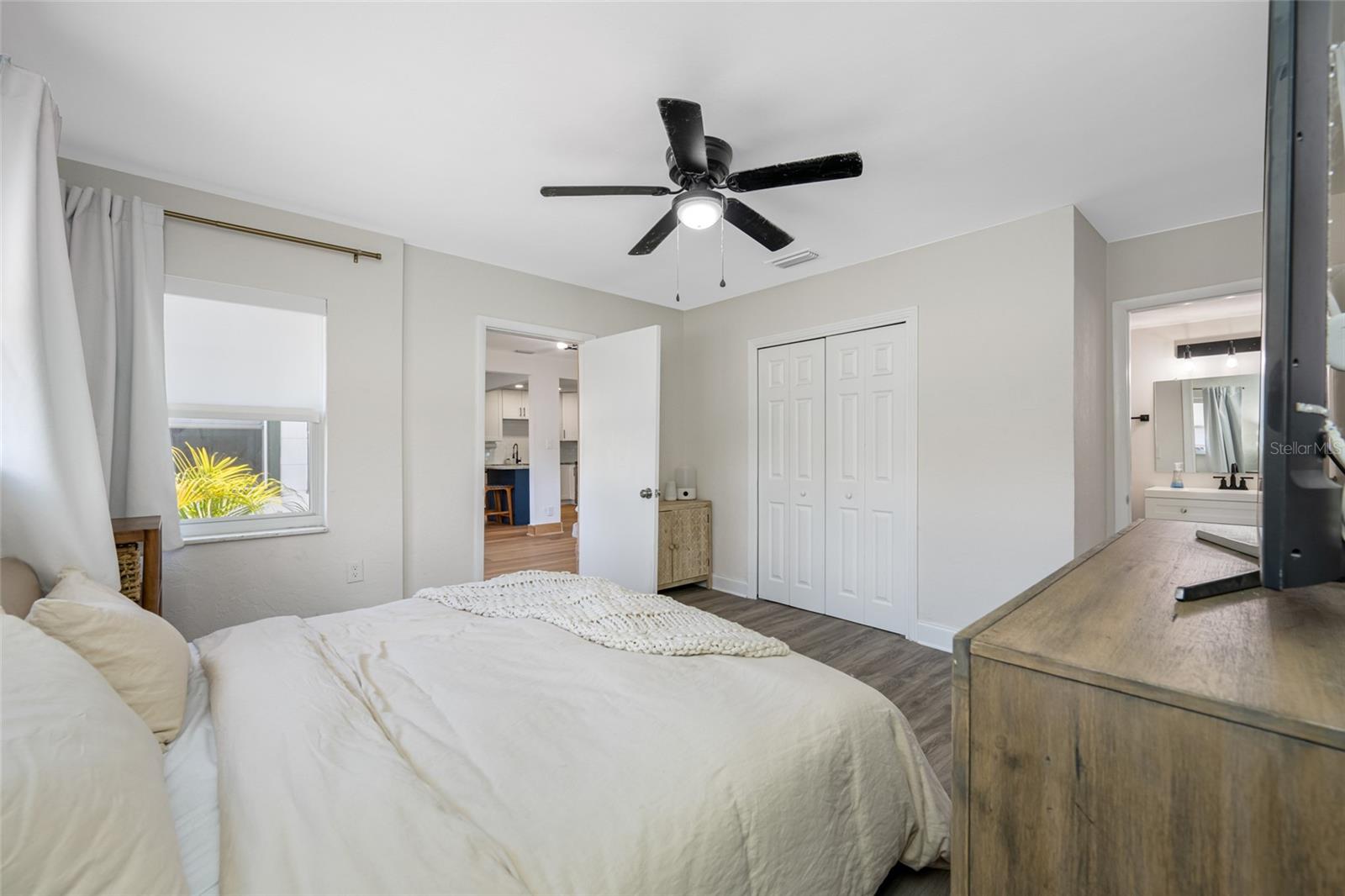 Image 40 of 64 For 440 42nd Street N