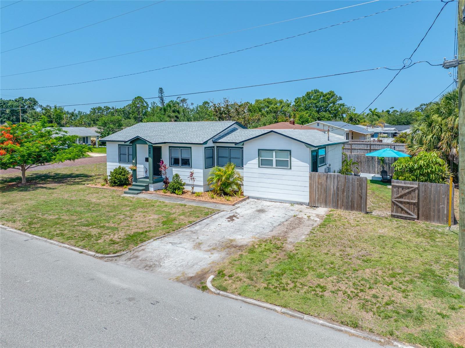 Image 58 of 64 For 440 42nd Street N
