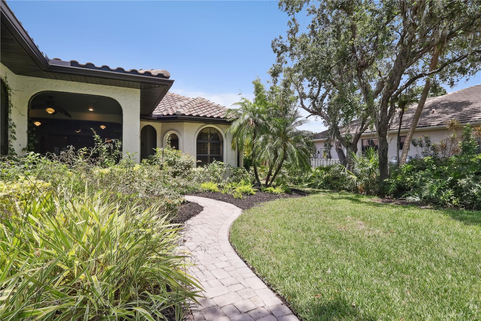 Image 12 of 64 For 4696 Del Sol Boulevard