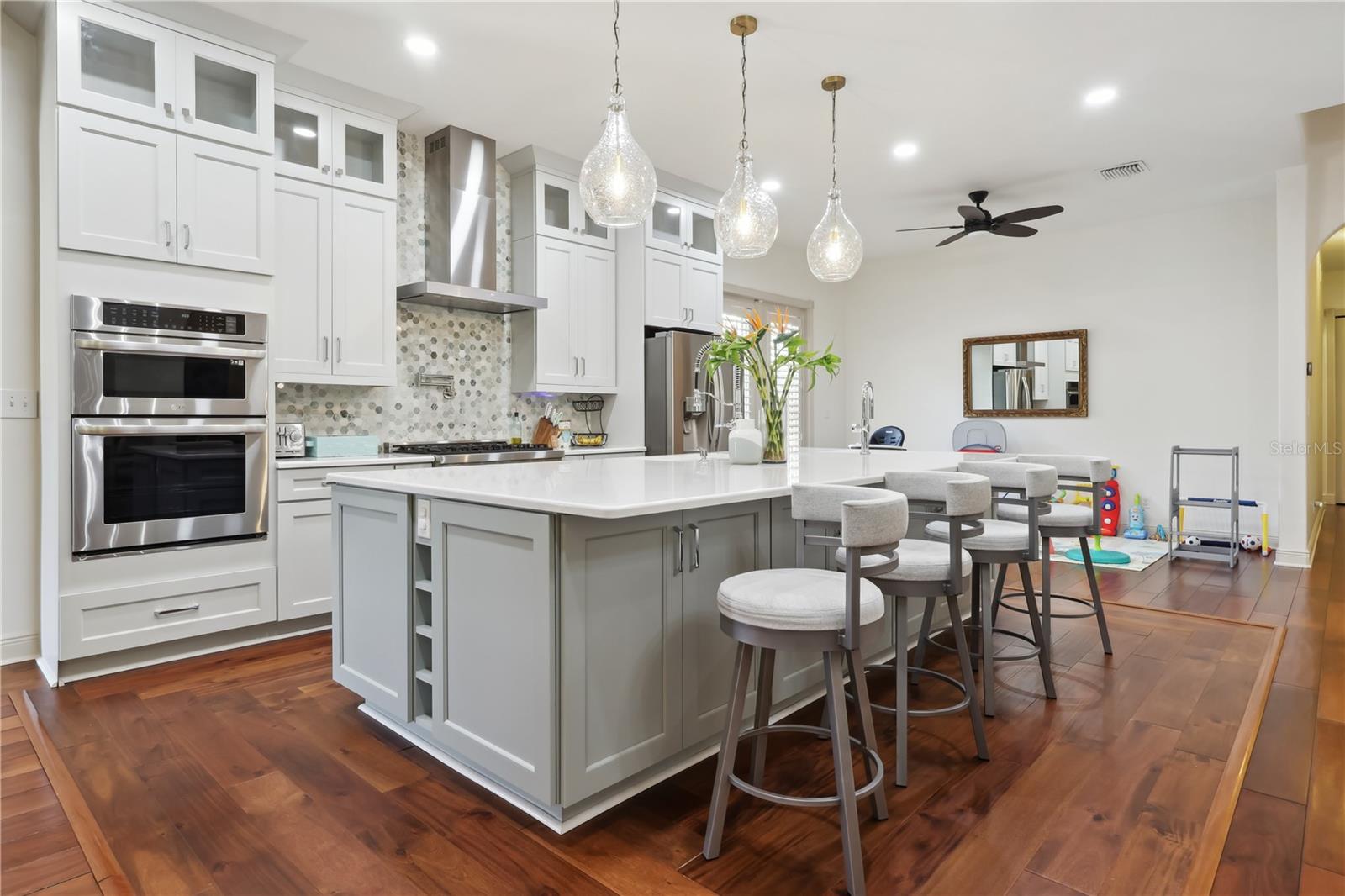 Image 2 of 64 For 4696 Del Sol Boulevard