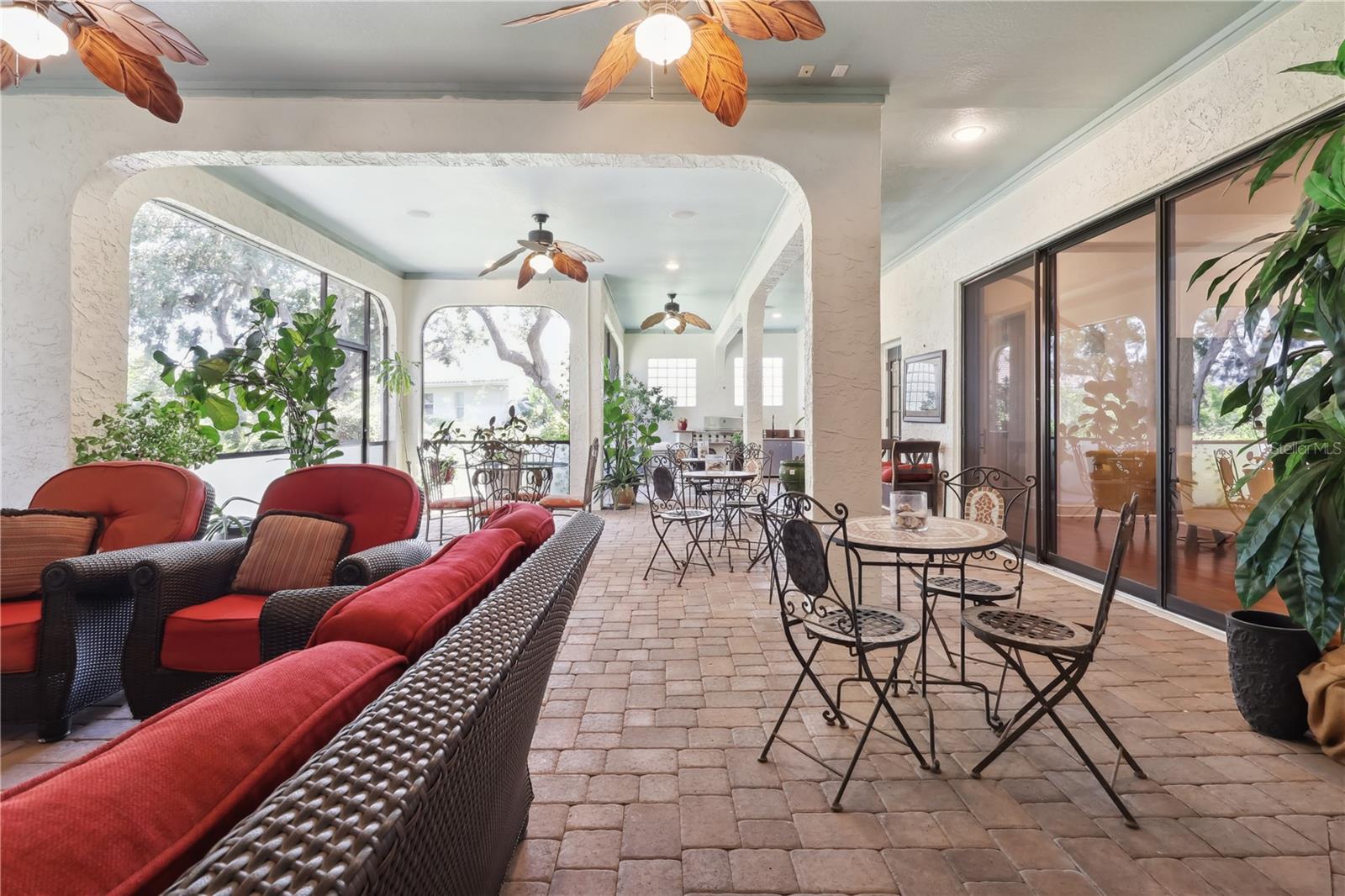 Image 35 of 64 For 4696 Del Sol Boulevard