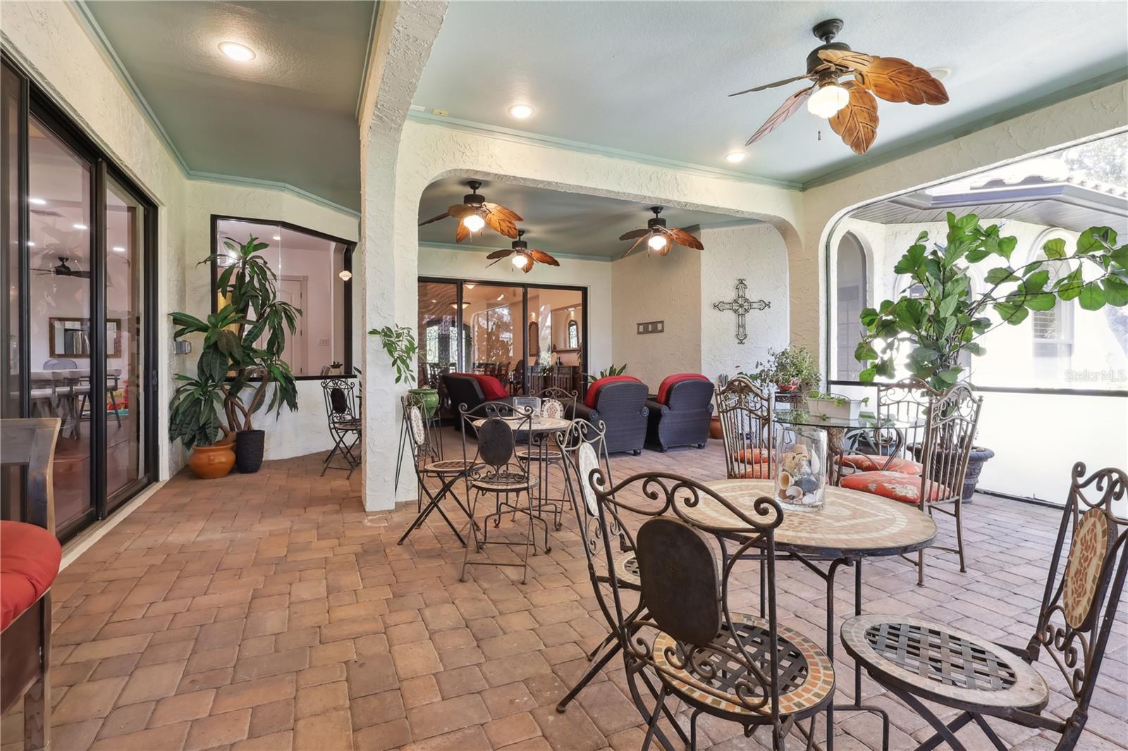 Image 39 of 64 For 4696 Del Sol Boulevard