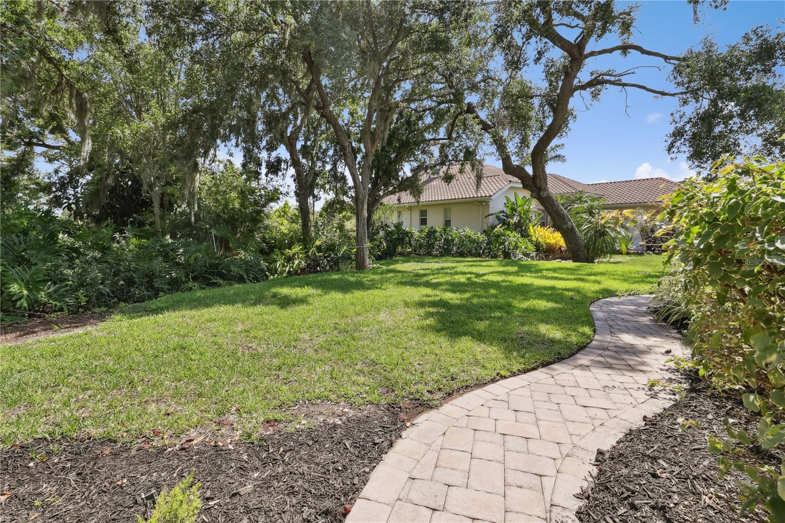 Image 40 of 64 For 4696 Del Sol Boulevard