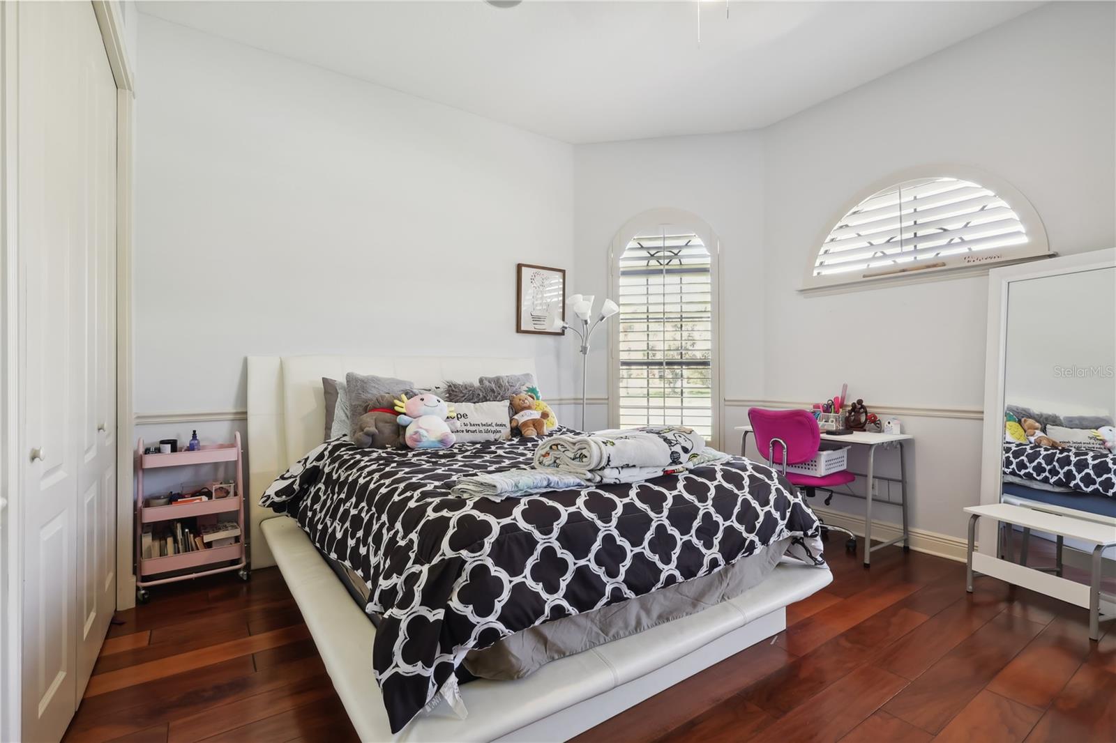 Image 45 of 64 For 4696 Del Sol Boulevard