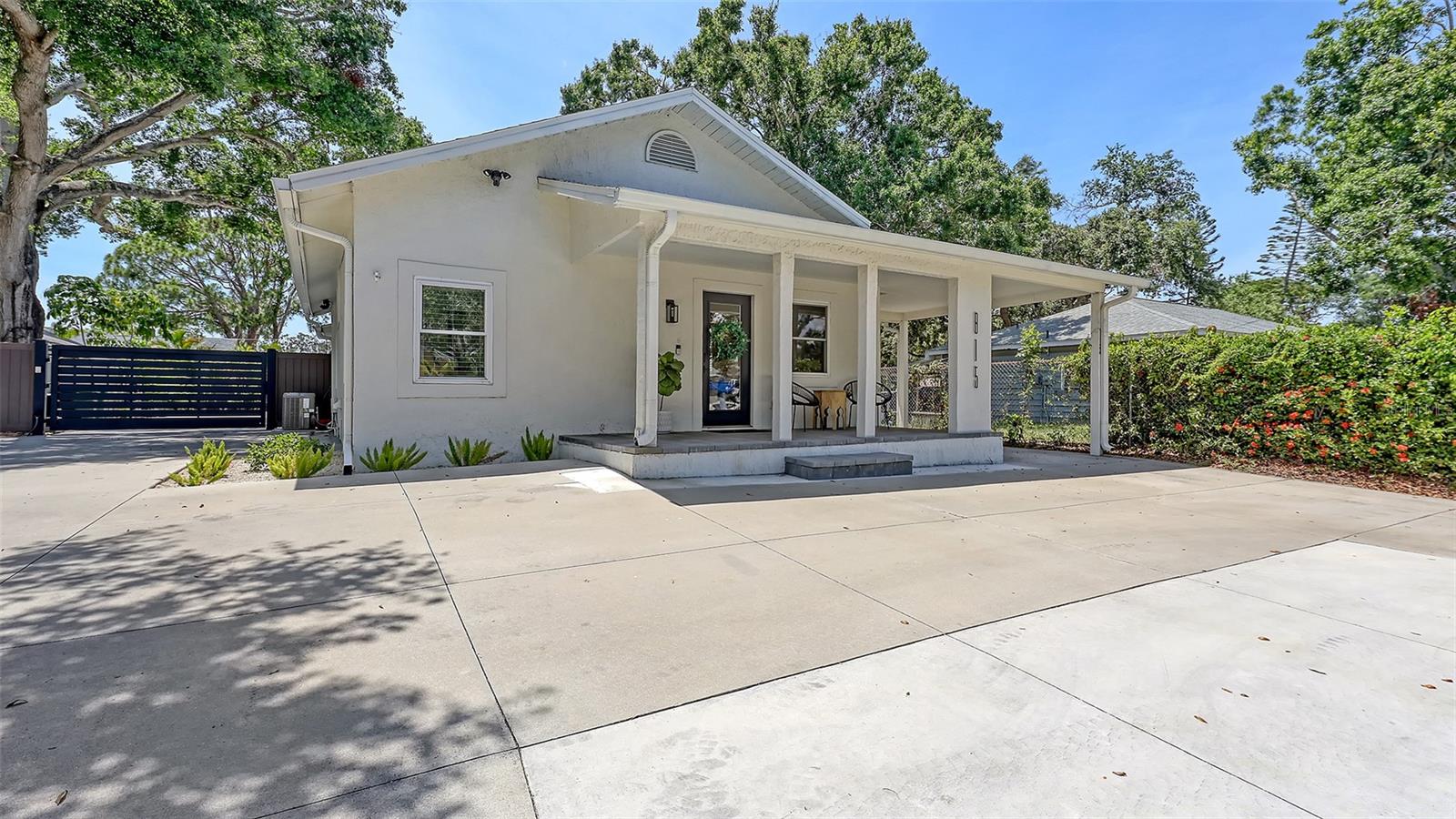 Details for 815 East Avenue, SARASOTA, FL 34237